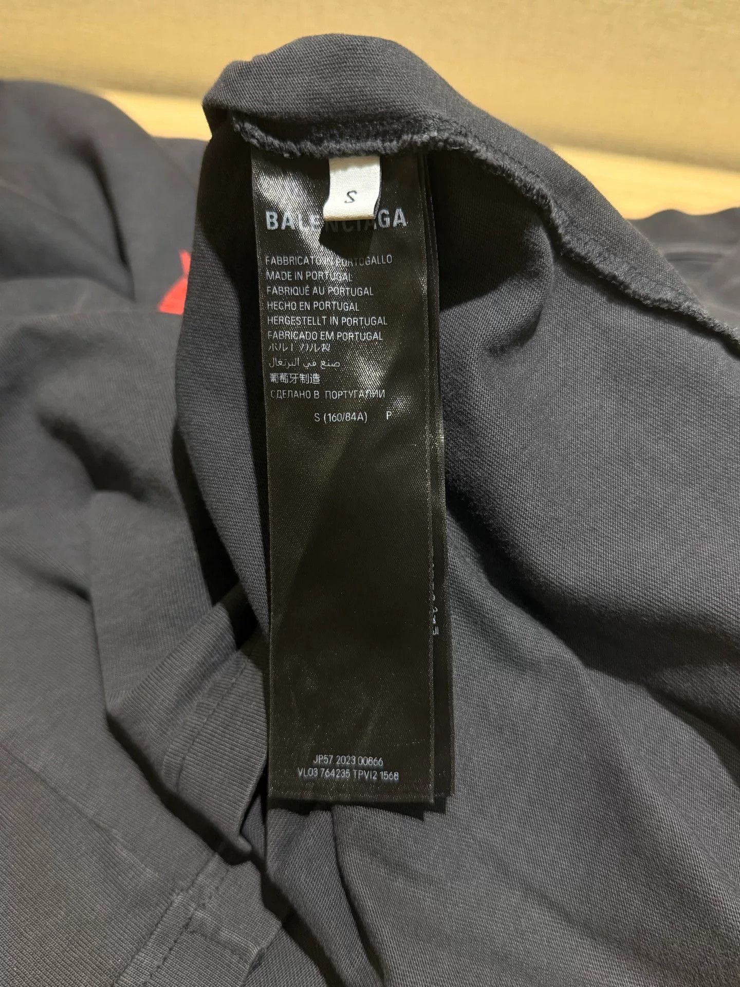 Balenciaga Balenciaga FW23 Short Sleeve T-Shirt Size US S / EU 44-46 / 1 - 6 Thumbnail