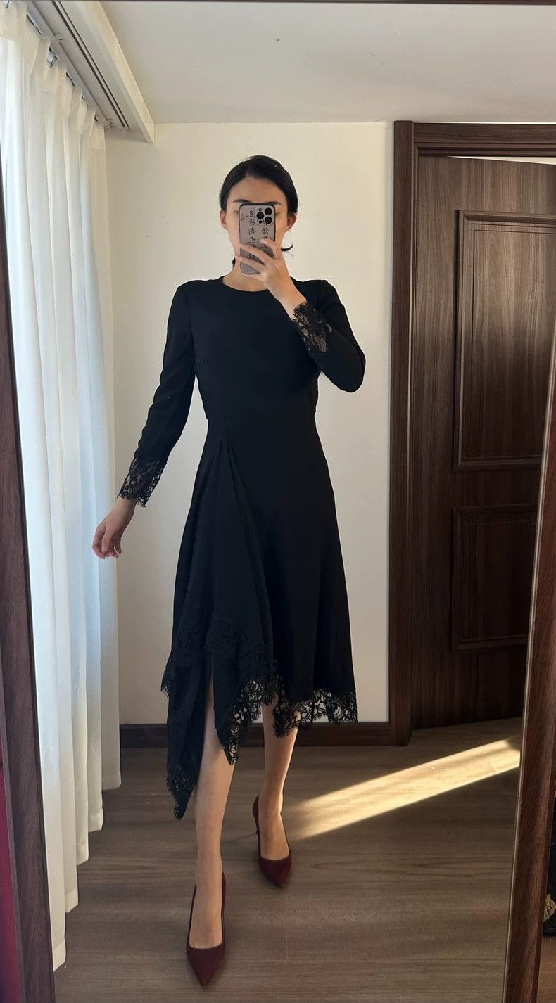 Givenchy Givenchy Runway dress, size 40 (bust 94cm) Size M / US 6-8 / IT 42-44 - 2 Thumbnail