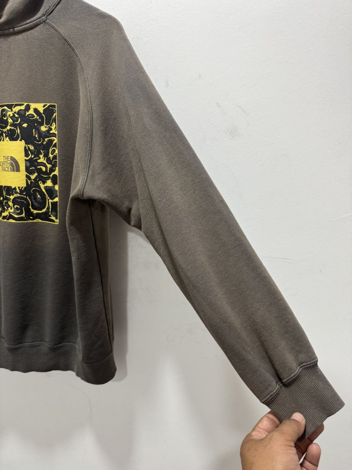 The North Face VINTAGE THE NORTH FACE BIG LOGO FADED HOODIE SWEATSHIRT Size US M / EU 48-50 / 2 - 3 Thumbnail