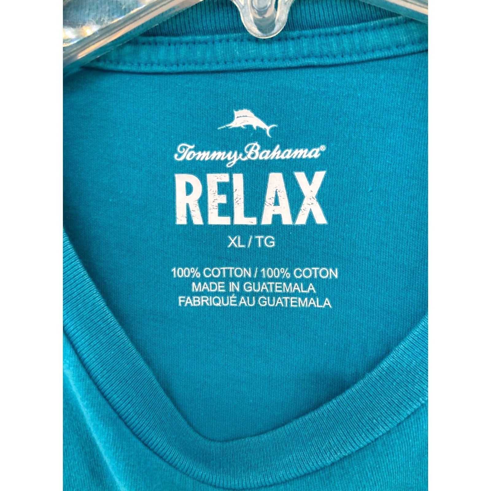 Tommy Bahama Tommy Bahama Relaxed Fit Men's T-Shirt XL Blue Solid Crew Neck Tropical Beach Theme Size US XL / EU 56 / 4 - 5 Thumbnail