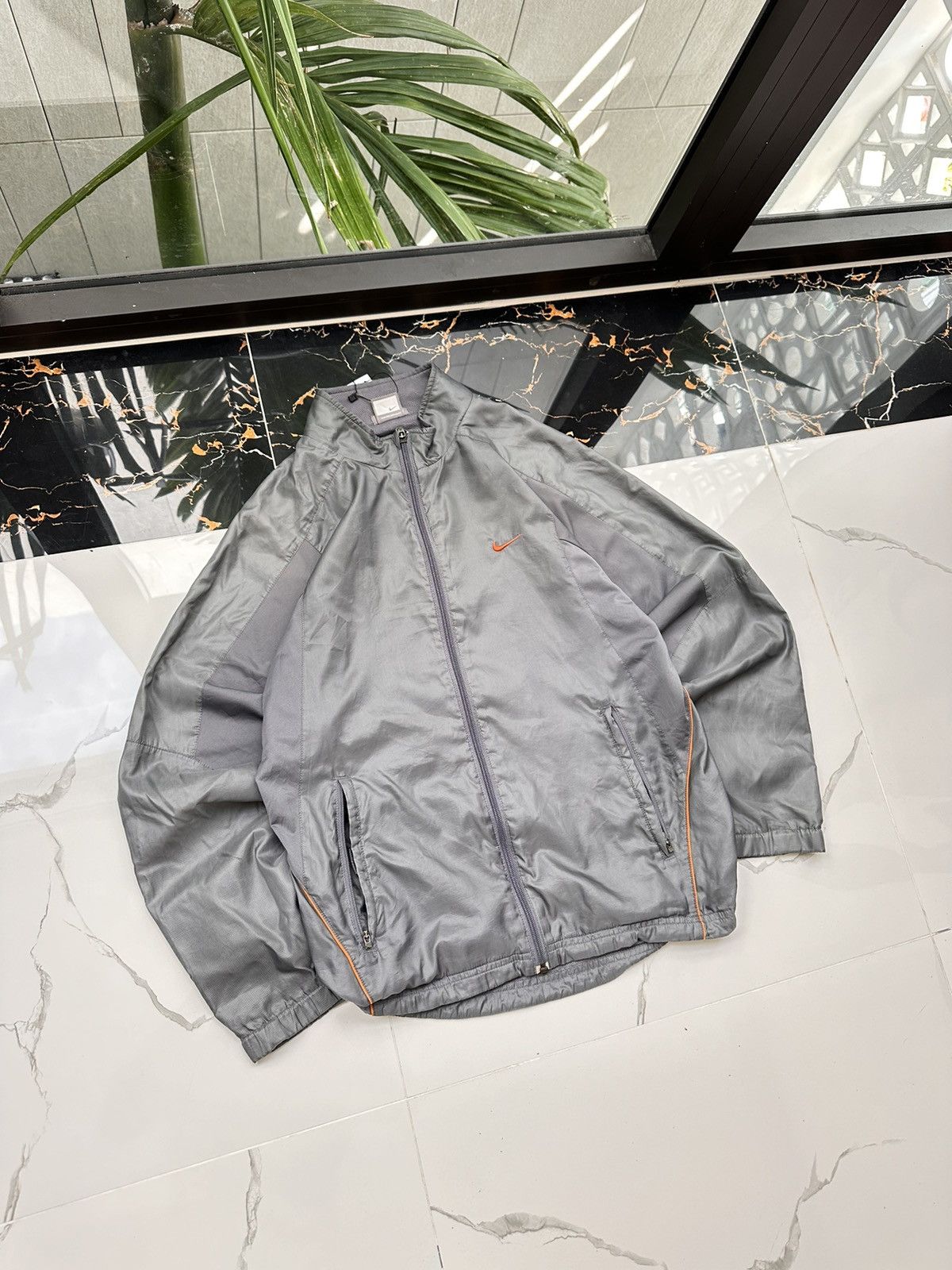 Nike × Vintage NIKE VINTAGE BASIC LOGO STREETWEAR LIGHT JACKET Size US M / EU 48-50 / 2 - 1 Thumbnail