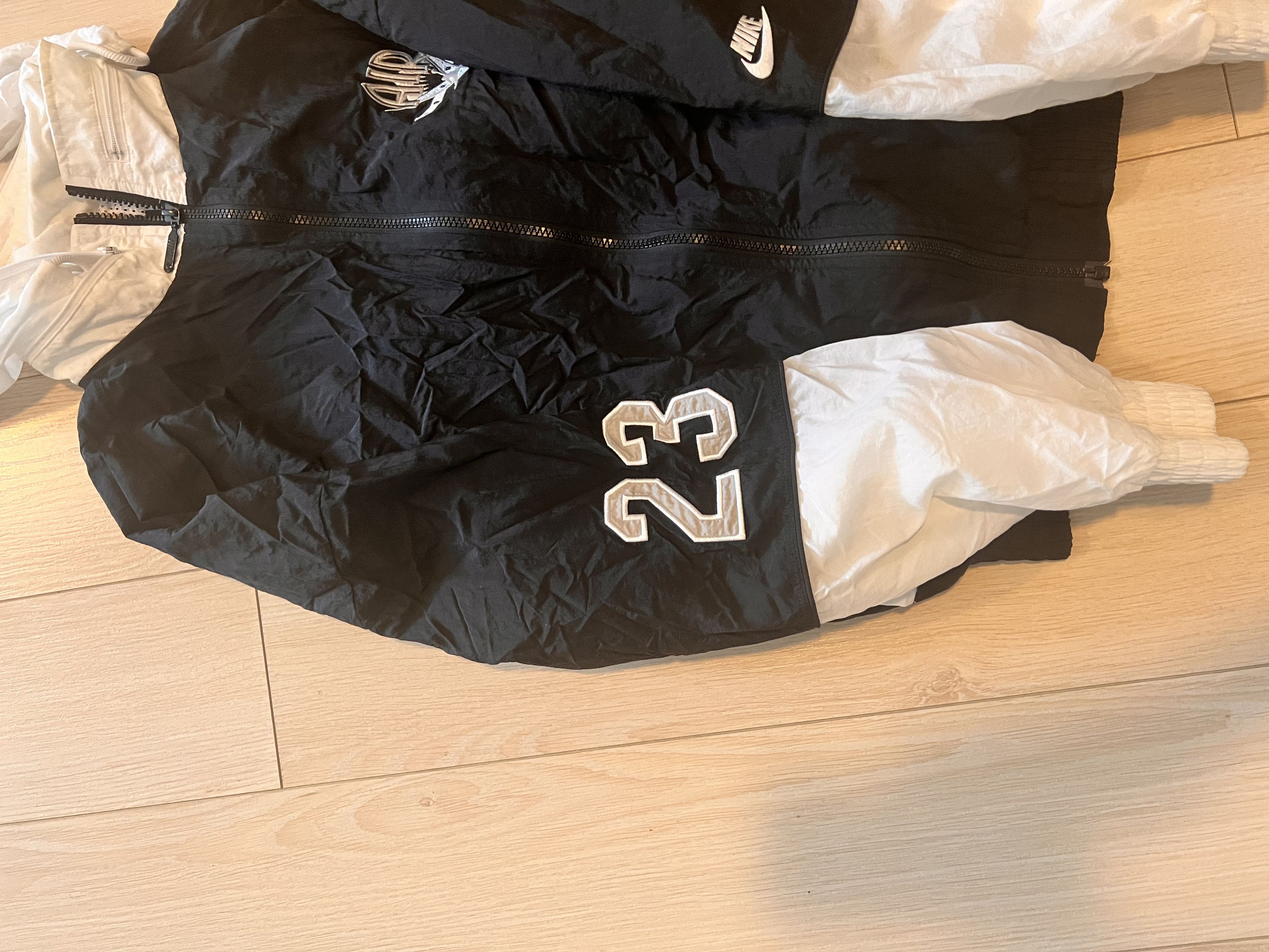 Jordan Brand Vintage Air Jordan x Nike Windbreaker Size US S / EU 44-46 / 1 - 2 Thumbnail
