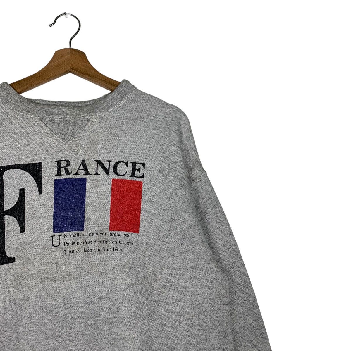 Vintage BODY-FIT FRANCE Flag Big Logo Sweatshirts #0811-C37 Size US L / EU 52-54 / 3 - 5 Thumbnail
