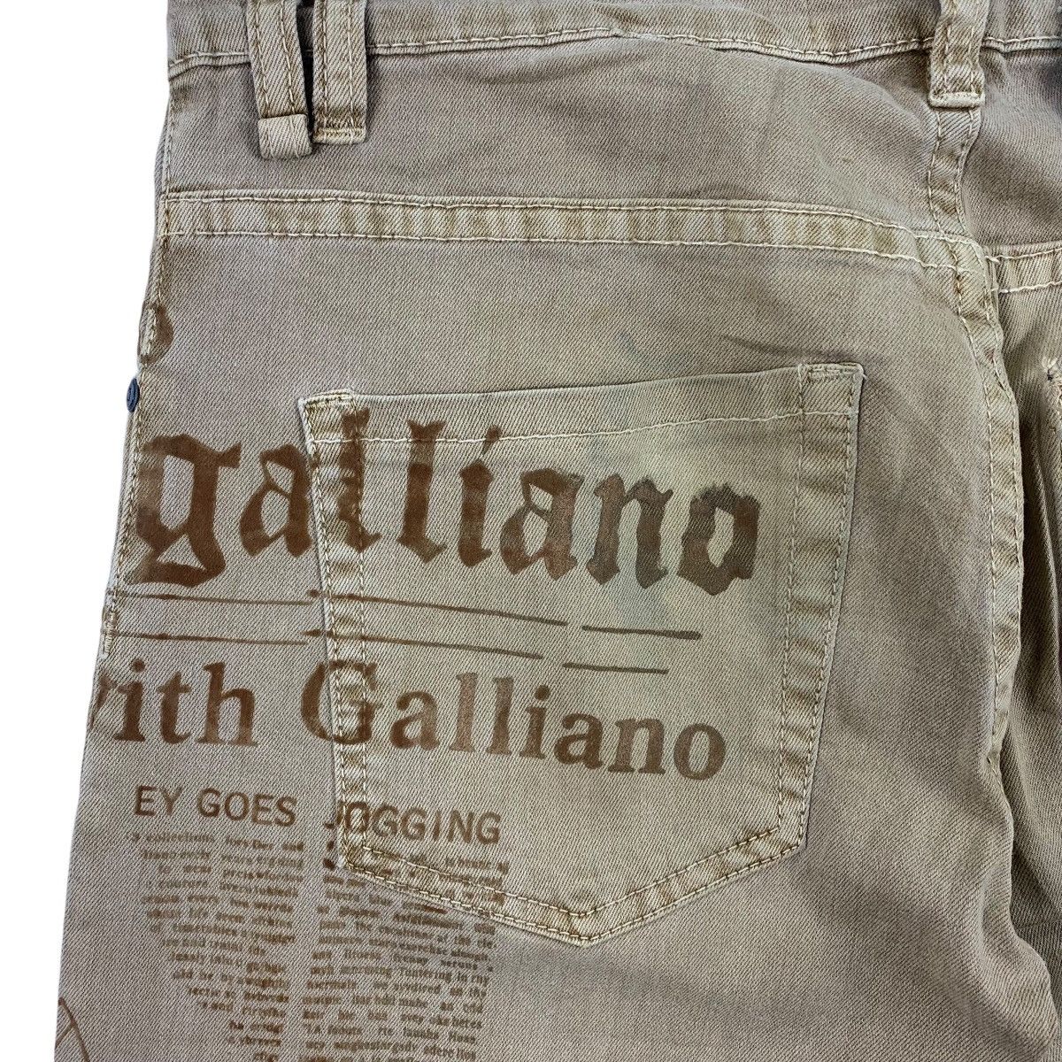 Designer × John Galliano JOHN GALLIANO newspaper printed goes jogging designer jeans Size US 31 - 17 Thumbnail