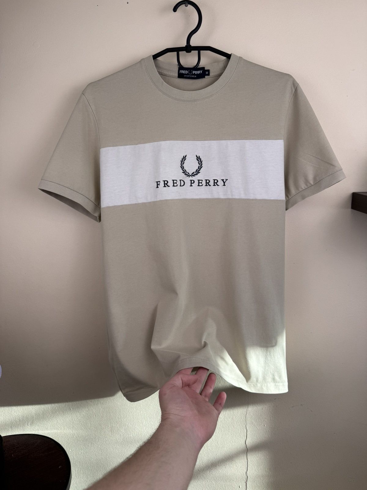 Fred Perry Fred Perry T shirt Casual Street Football Beige White M Size US M / EU 48-50 / 2 - 12 Thumbnail