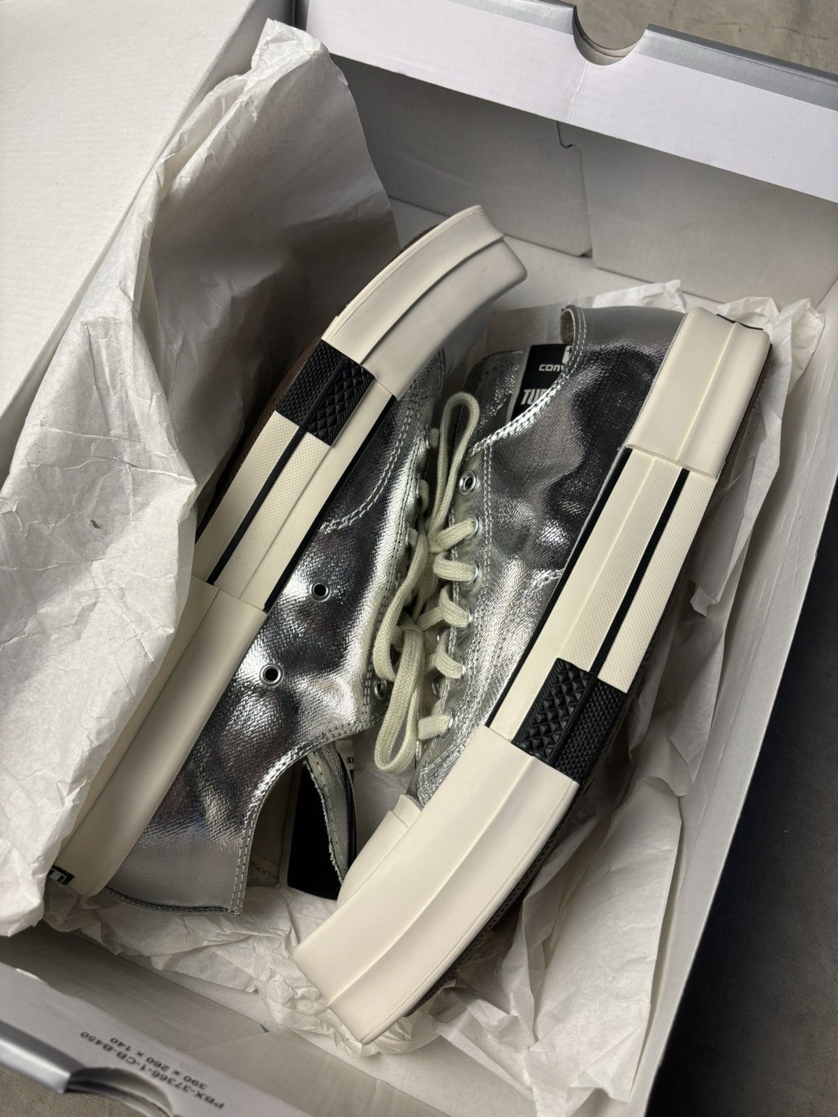 Converse × Rick Owens Drkshdw Rick Owens X Converse Turbodrk Silver Low 10.5 Size US 10.5 / EU 43-44 - 9 Thumbnail