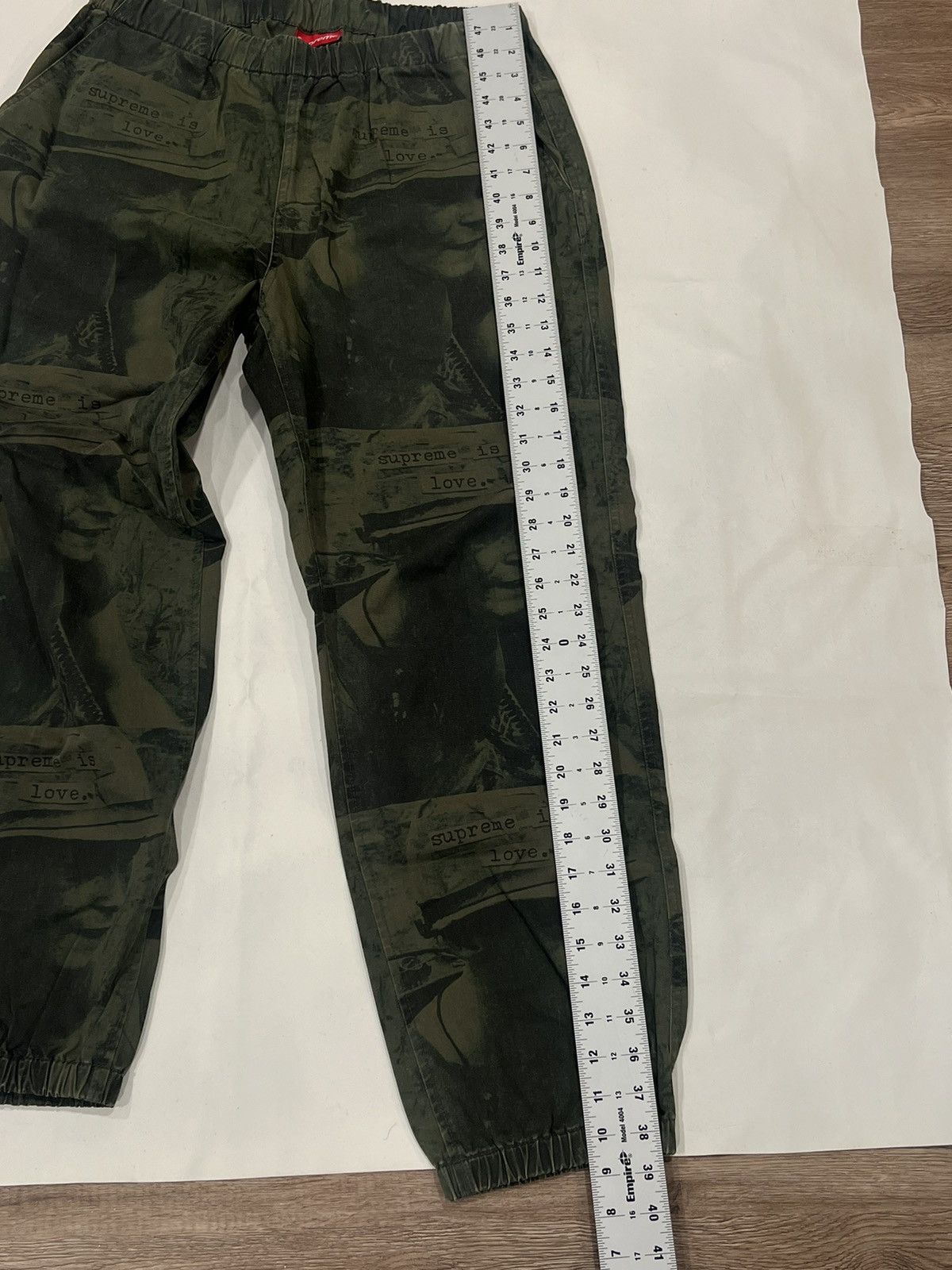 Supreme Supreme Is Love The Smiths Skate Pant Size US 32 / EU 48 - 8 Thumbnail