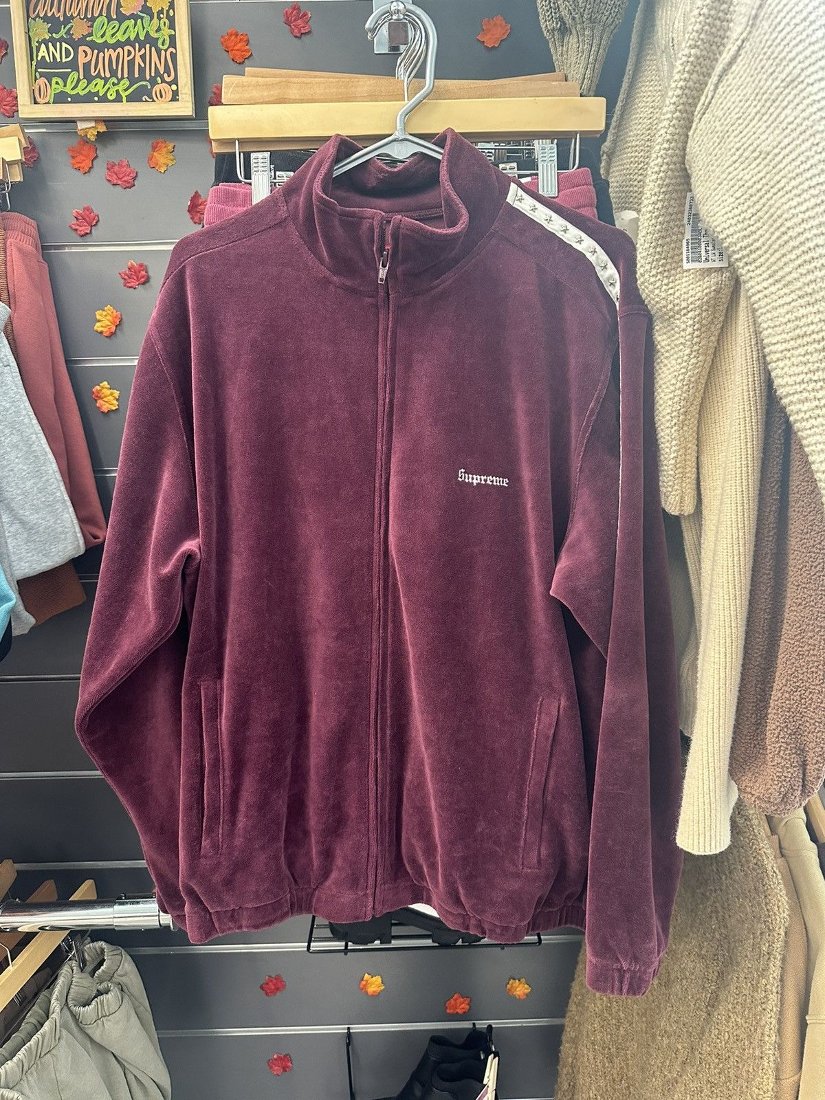 Supreme Supreme FW22 studded velour jacket Size US L / EU 52-54 / 3 - 3 Thumbnail