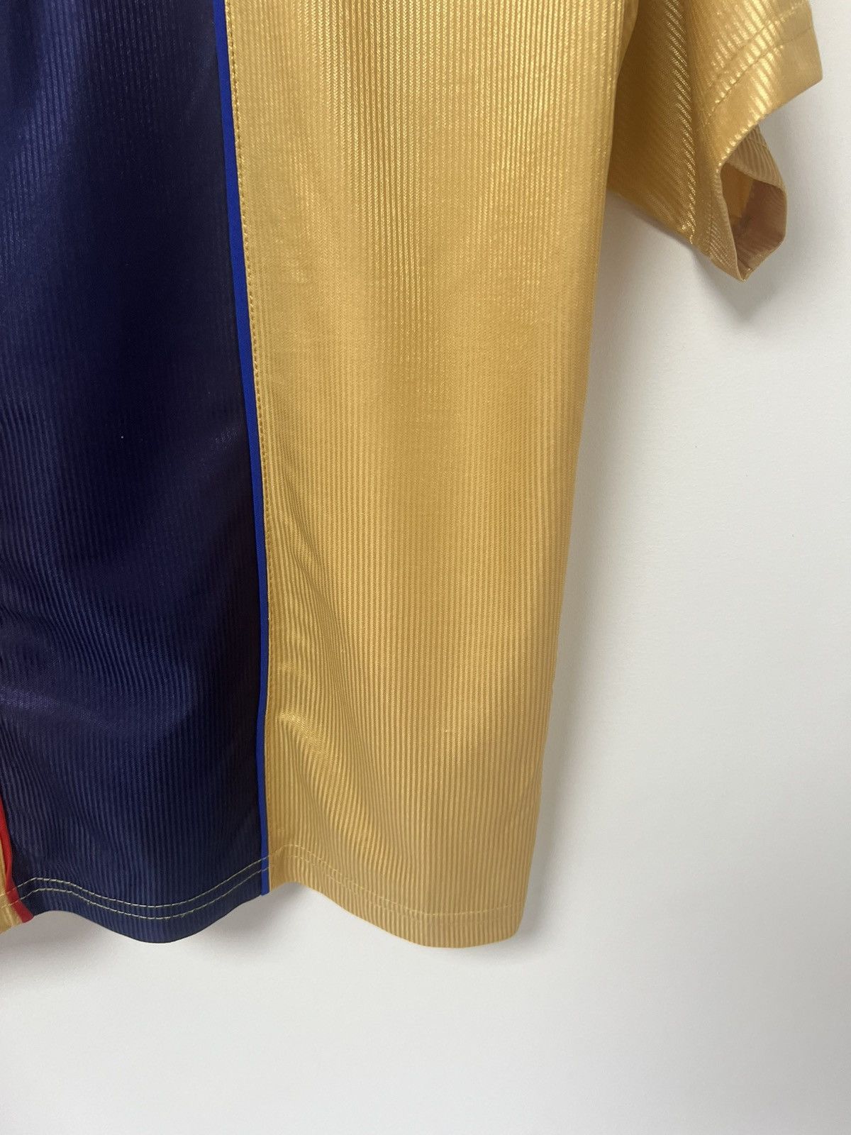 Vintage Vintage Barcelona 2002/2003 Jersey Rivaldo Football Shirt M Size US M / EU 48-50 / 2 - 18 Thumbnail