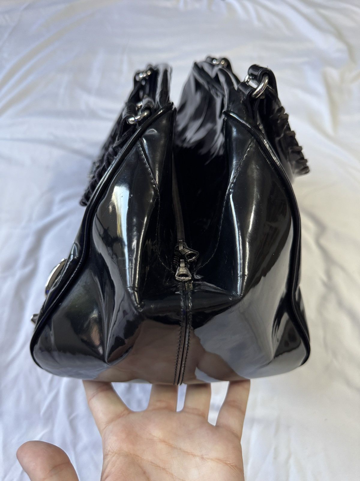 Balenciaga Real Balenciaga black patent leather bowling bag Size ONE SIZE - 4 Thumbnail