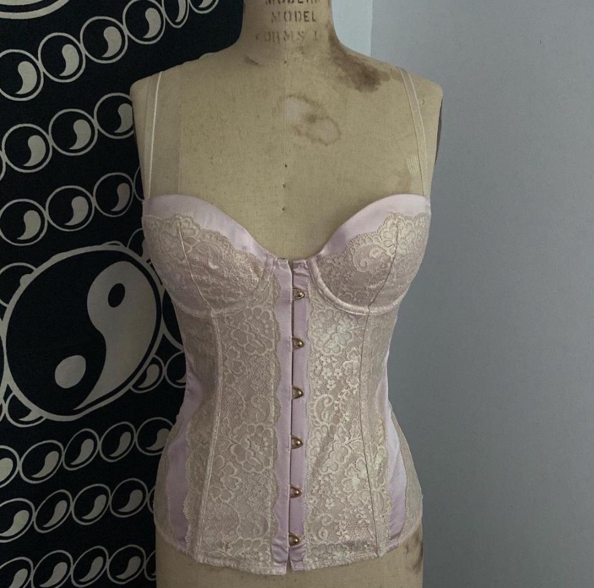Dead stock Victoria secret baby pink and gold corset