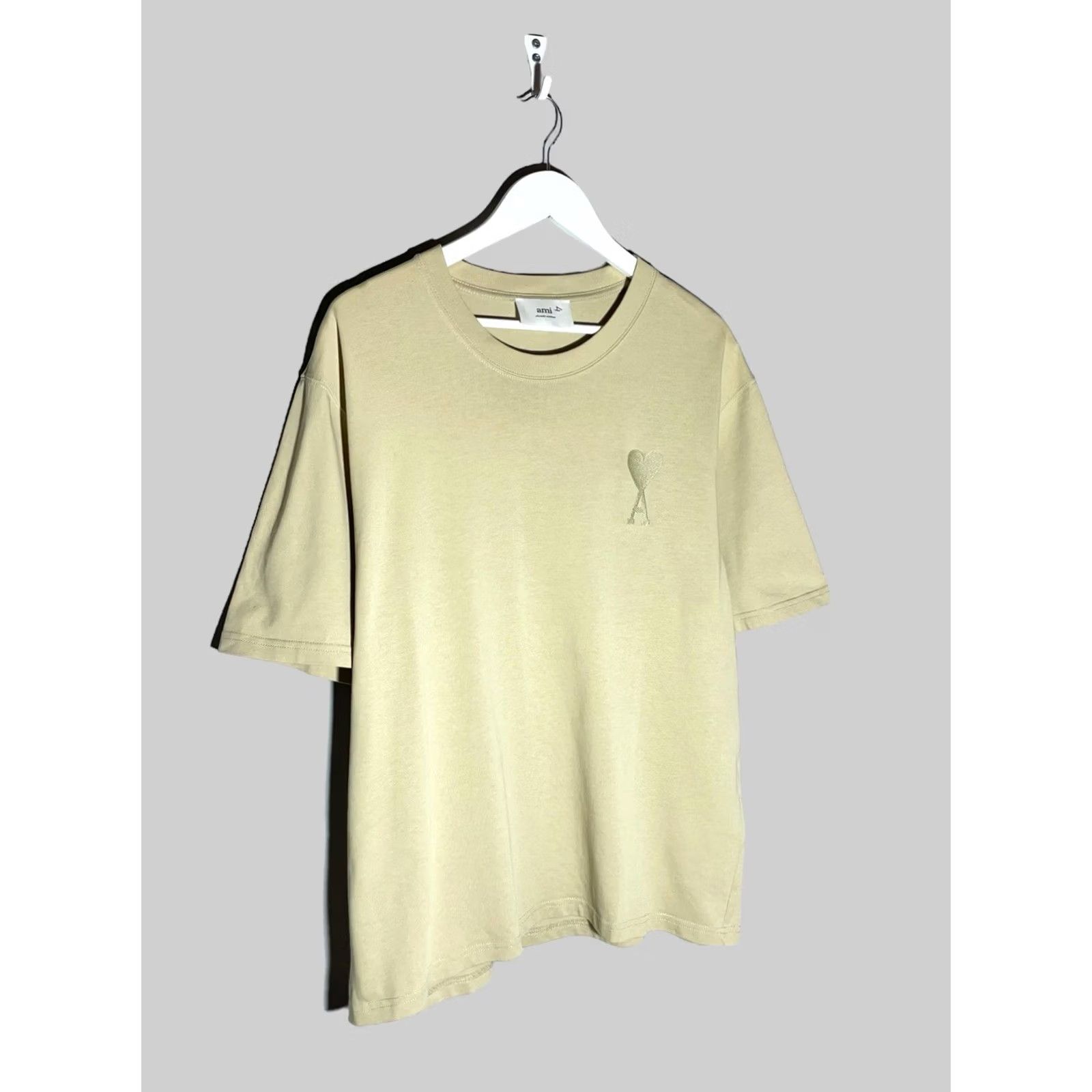 Vintage AMI T-Shirt Men’s Beige Crew Neck Short Sleeve L Cotton Logo Size US L / EU 52-54 / 3 - 2 Thumbnail