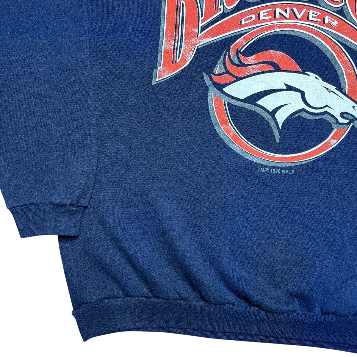 Logo 7 Vintage 1996 NFL Denver Broncos Spell Out Logo 7 Sweatshirt Size US XL / EU 56 / 4 - 15 Thumbnail