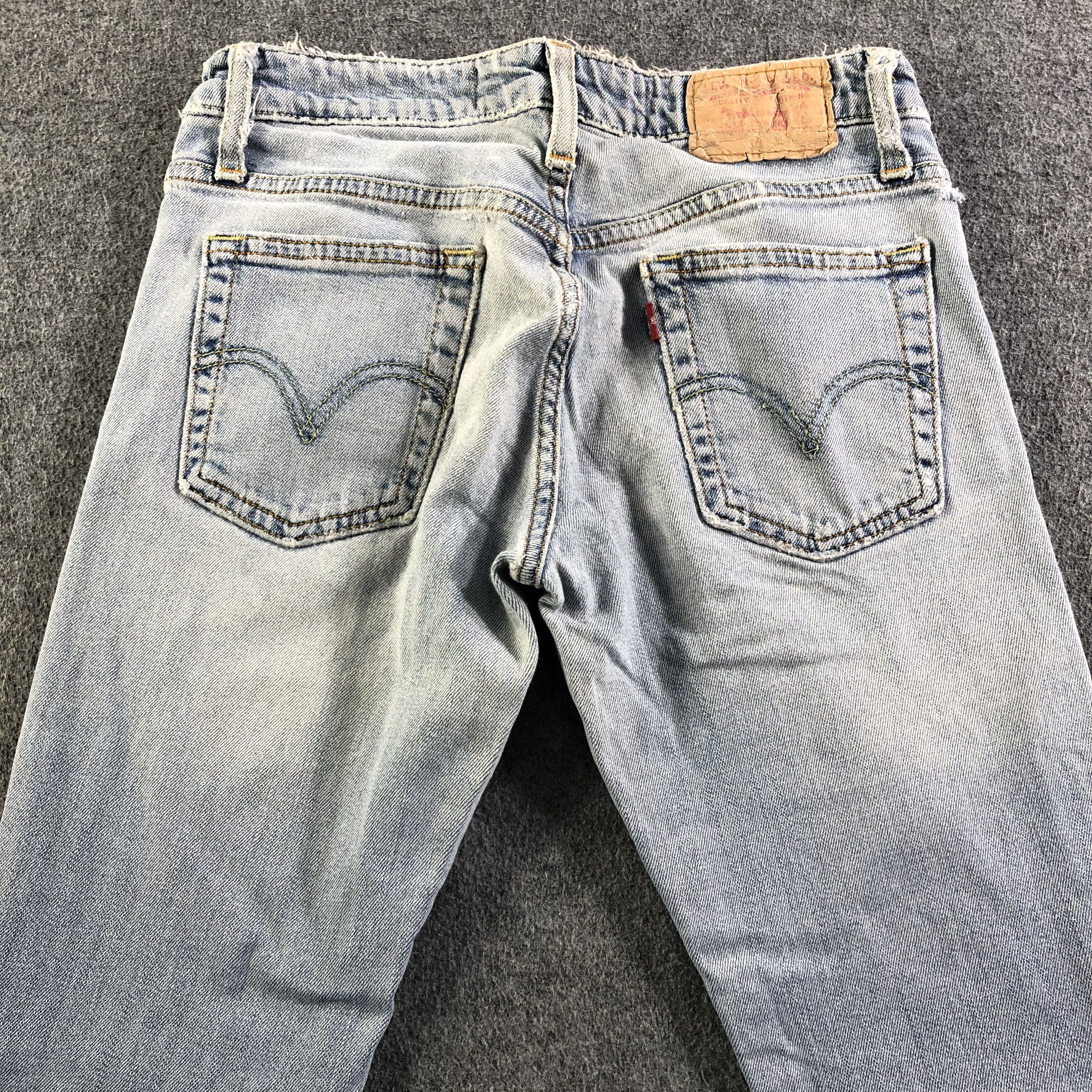 Levi's Vintage Light Wash Levis 518 Jeans-J3485 Size 28" / US 6 / IT 42 - 4 Thumbnail