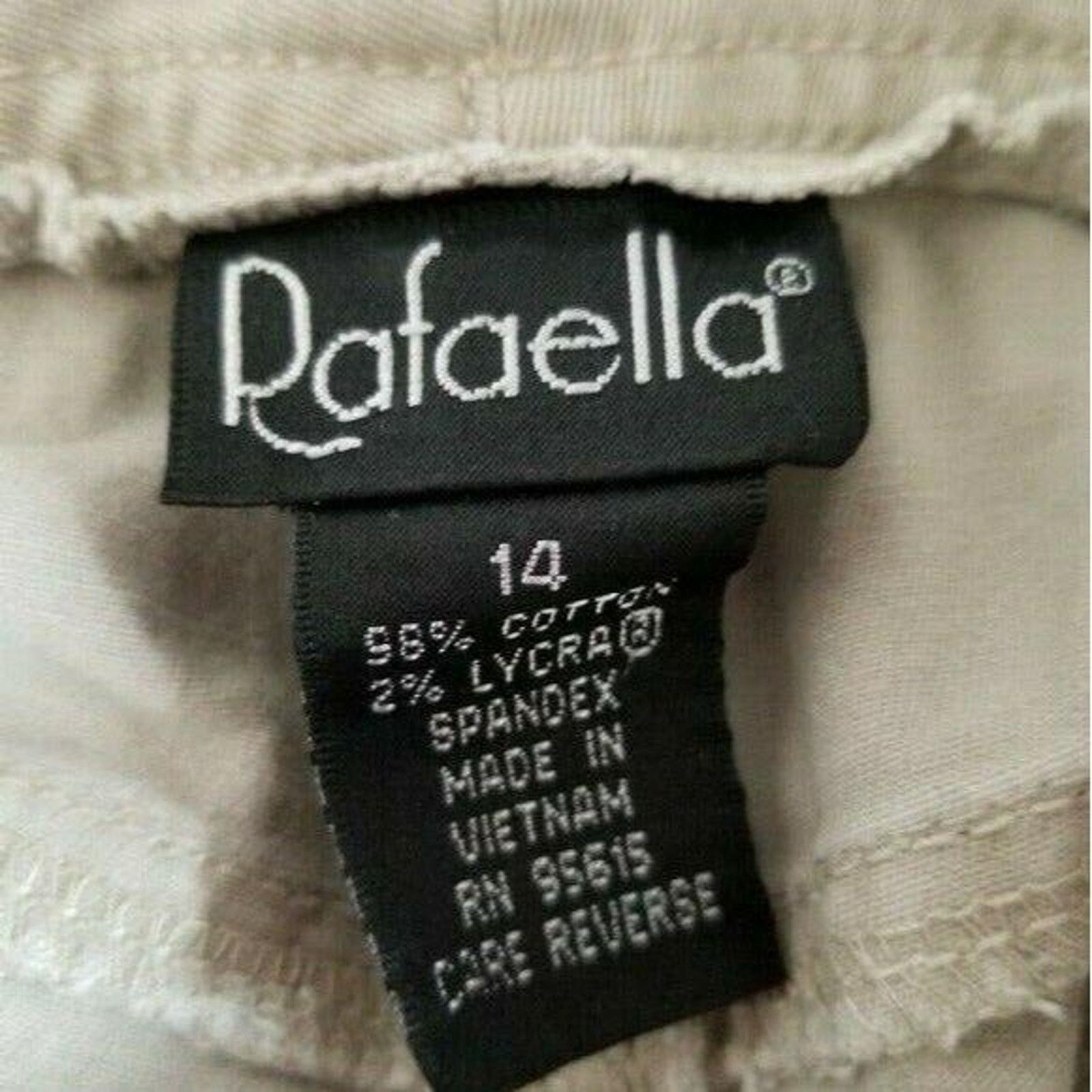 Other Rafaella Khaki Capris Cropped Pants Size 14 Khakis Size 36" / US 14 / IT 50 - 3 Thumbnail