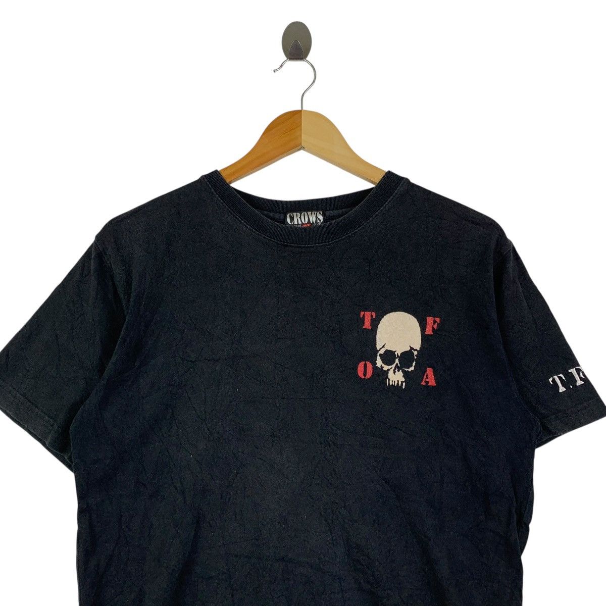 Vintage CROWS TFOA Skull Tee Black Japanese Biker Gang Manga Shirt Size US L / EU 52-54 / 3 - 3 Thumbnail