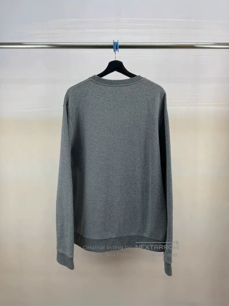 Louis Vuitton Louis Vuitton Twisted logo sweatshirt Size US XL / EU 56 / 4 - 2 Thumbnail