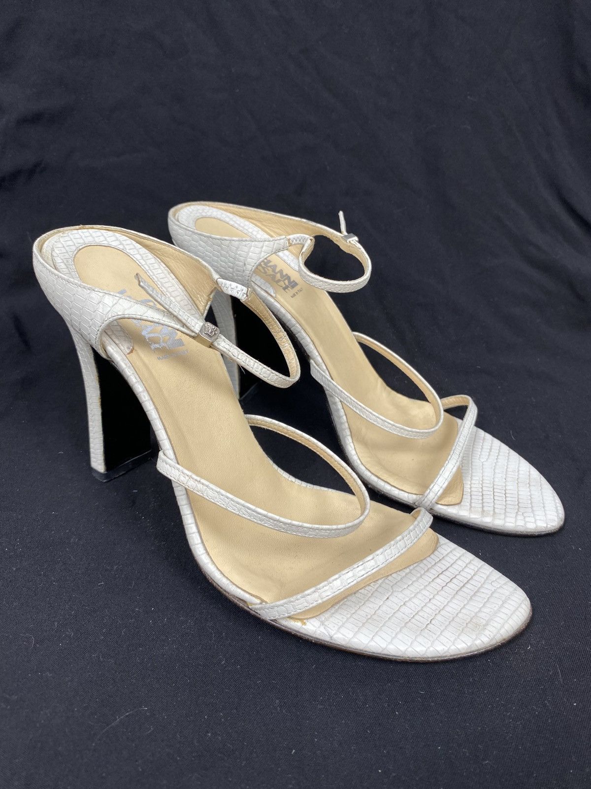 Gianni Versace Vintage Sandals Heel Shoes 1990S Leather Size 38 in White, Women's