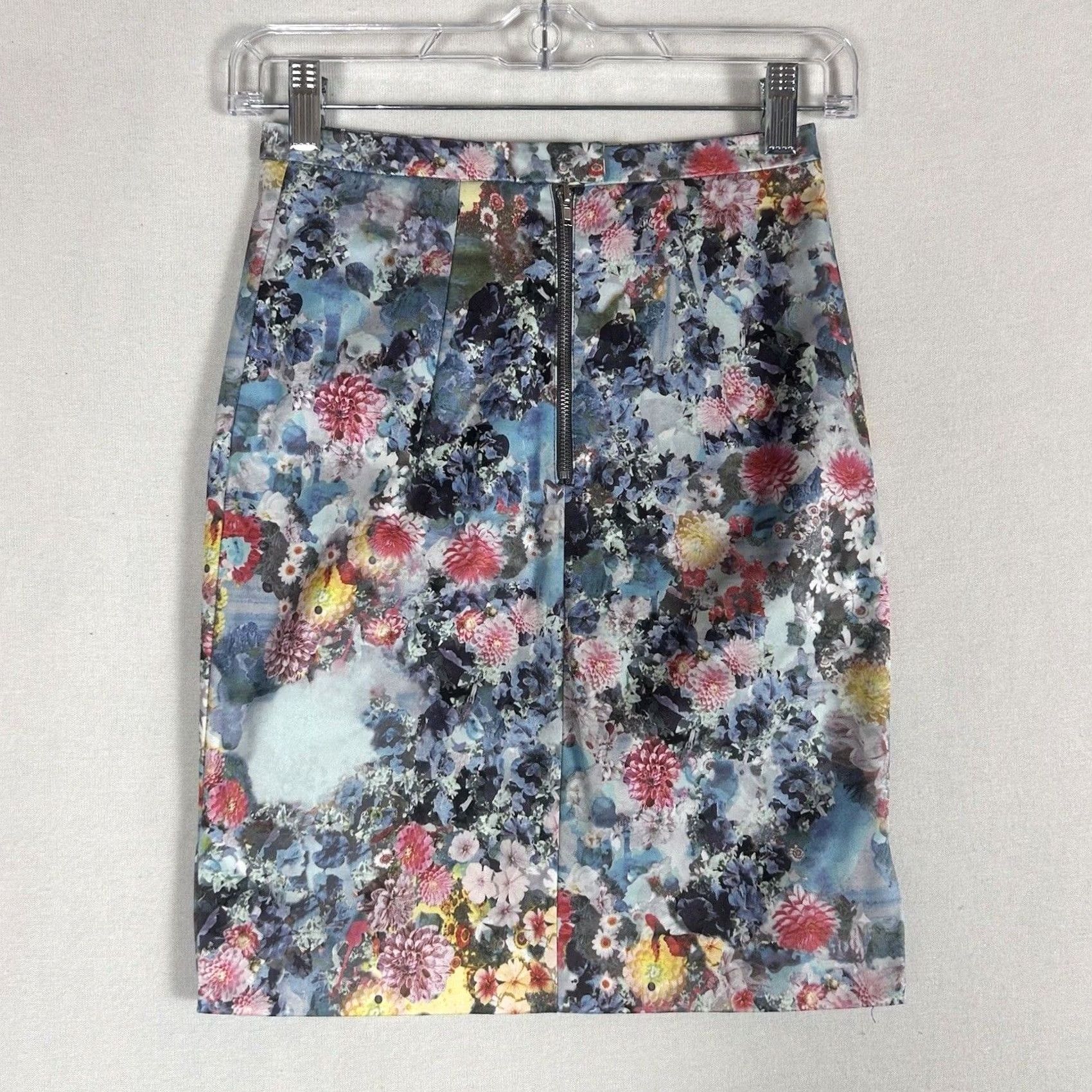 H&M H&M Lined Pencil Skirt Size 2 Floral 100% Polyester Colorful Professional Work Size 26" / US 2 / IT 38 - 4 Thumbnail