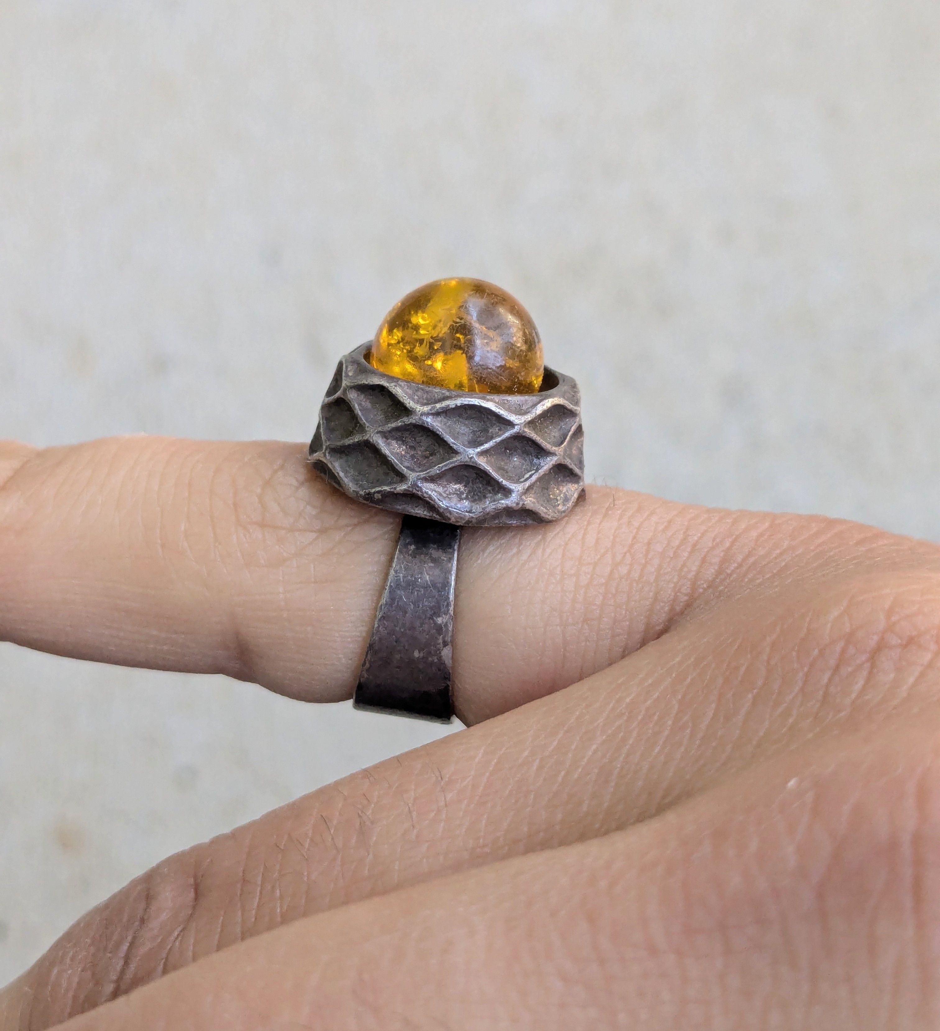 Jewelry Vintage Sterling Silver Ring Amber 5.75 Modern Abstract Size ONE SIZE - 10 Thumbnail