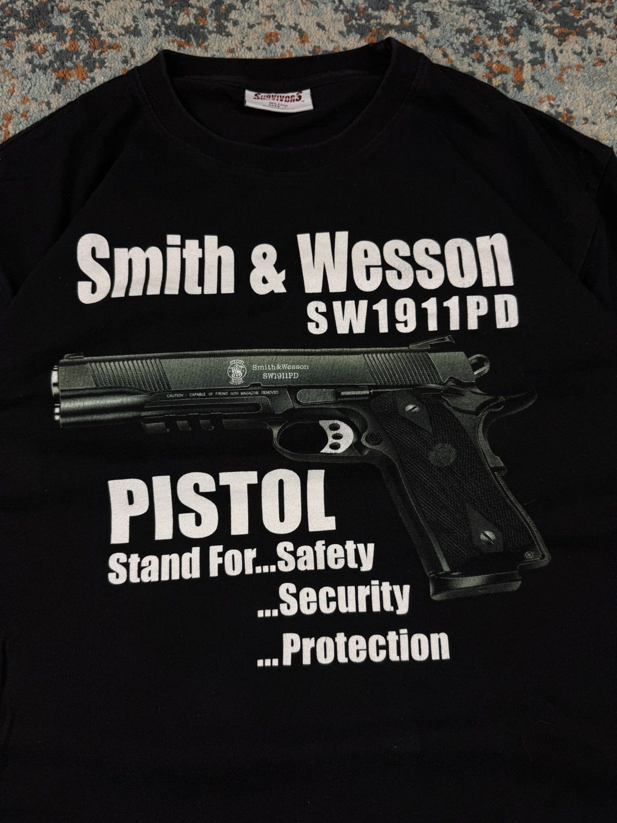 Vintage Vintage 90s Smith & Wesson SW1911PD gun promo graphic tee Size US L / EU 52-54 / 3 - 5 Thumbnail