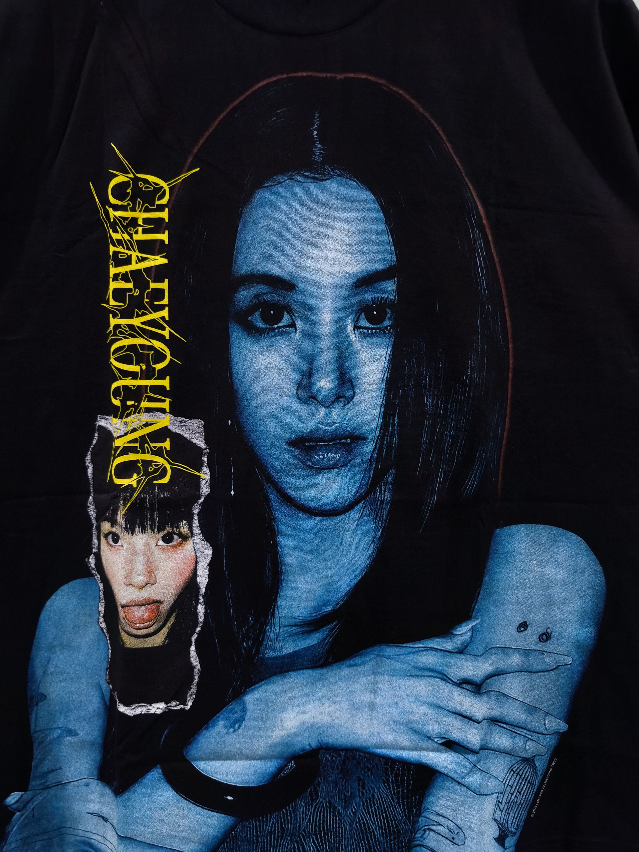 Rap Tees Twice Chaeyoung Fantasy T-shirt Size US XL / EU 56 / 4 - 2 Thumbnail