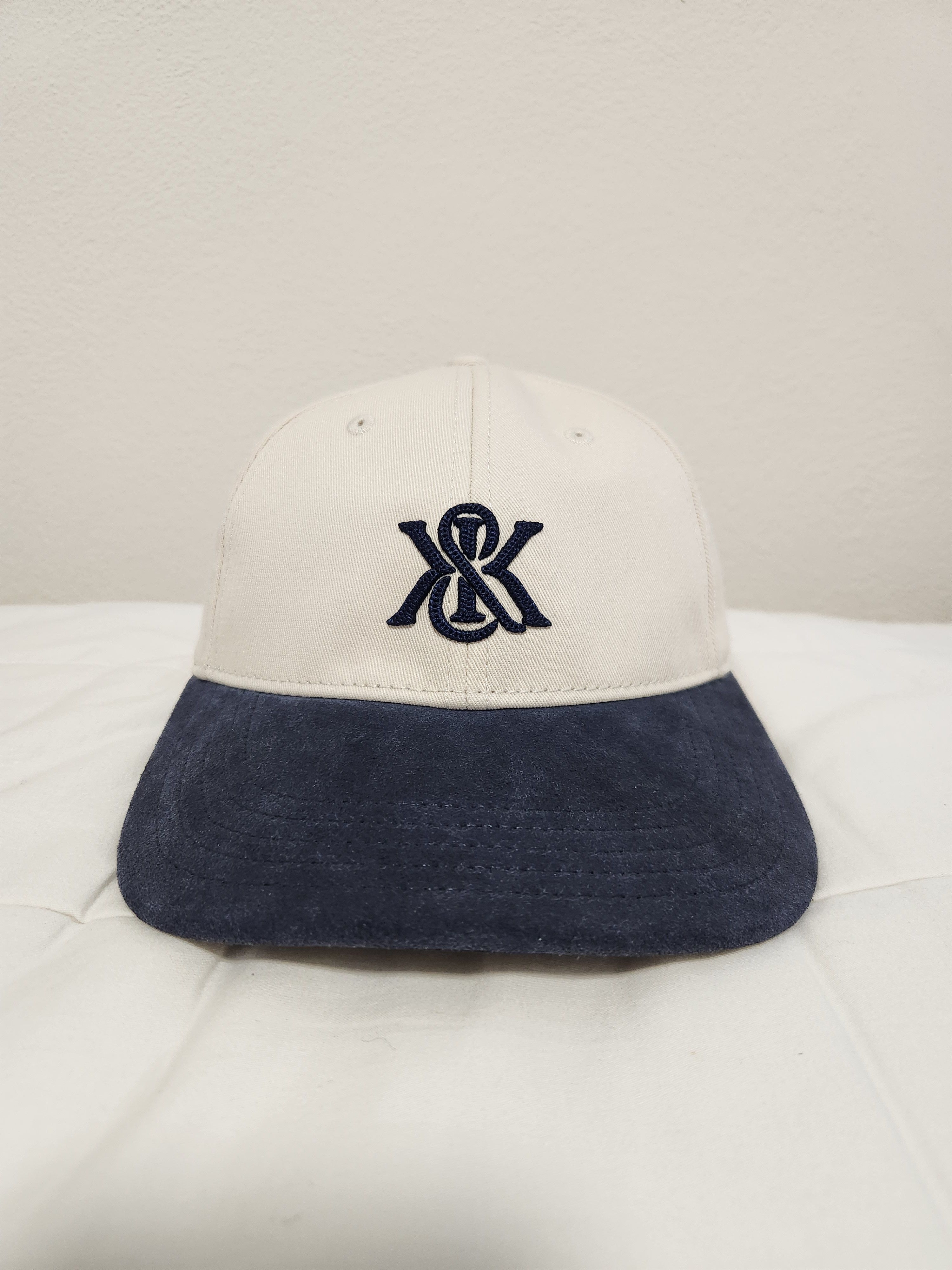 Kith Two Tone Suede Brim Aaron Classic Cap - Black