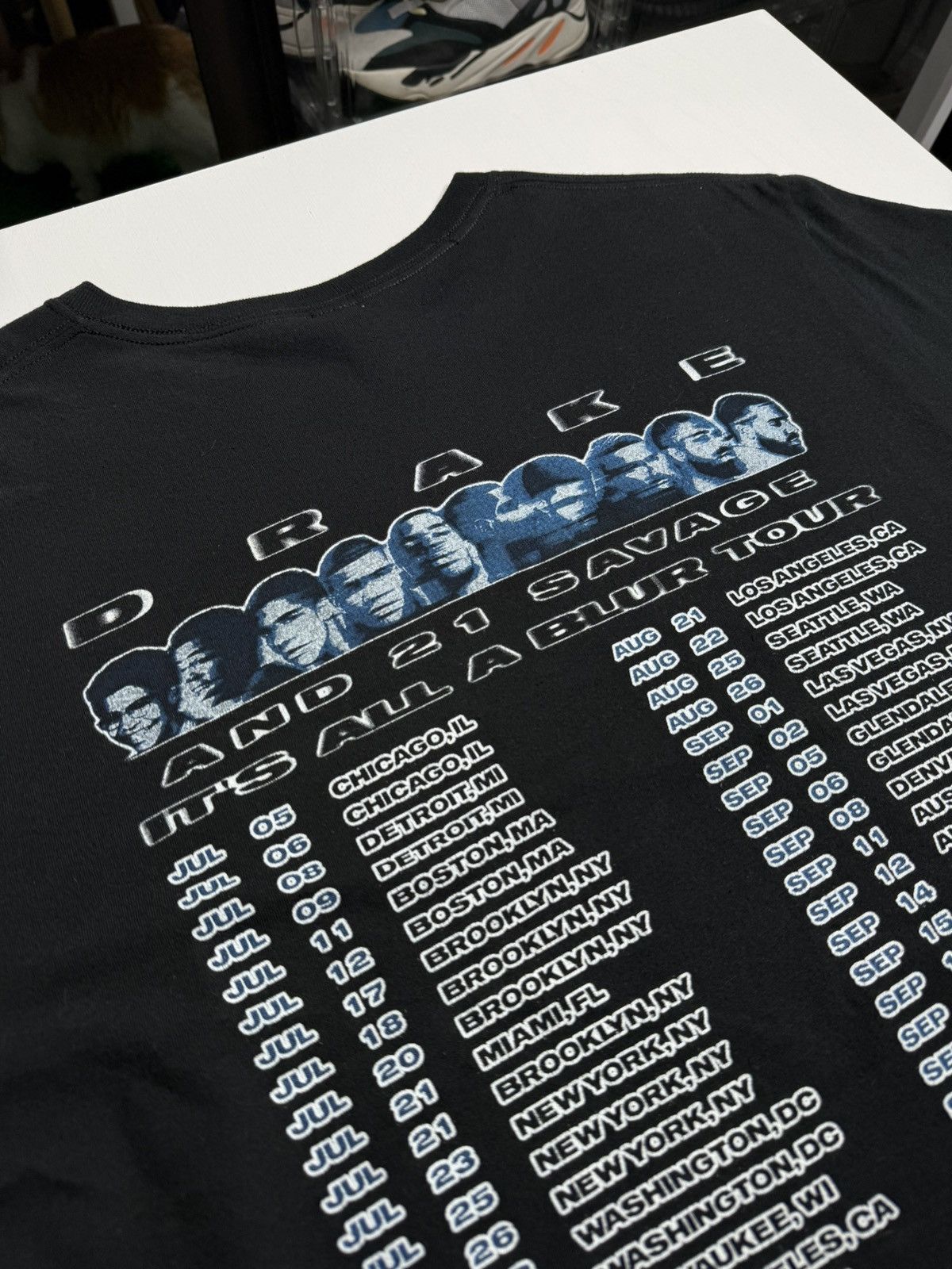 Other Bootleg Drake It’s All A Blur Tour Tee “Black” (XL) PREOWNED Size US XL / EU 56 / 4 - 2 Thumbnail