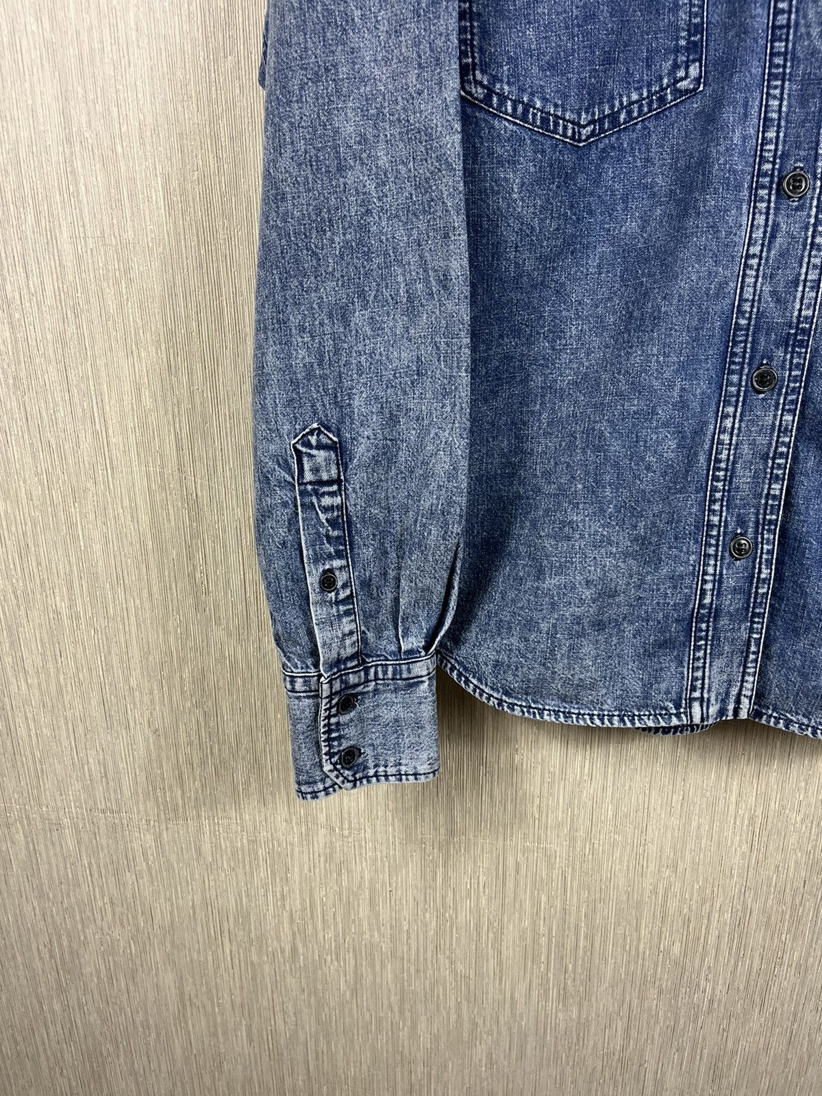 Isabel Marant × Isabel Marant Etoile Isabel Marant Etoile Danis denim shirt washed acid pockets Size M / US 6-8 / IT 42-44 - 7 Thumbnail