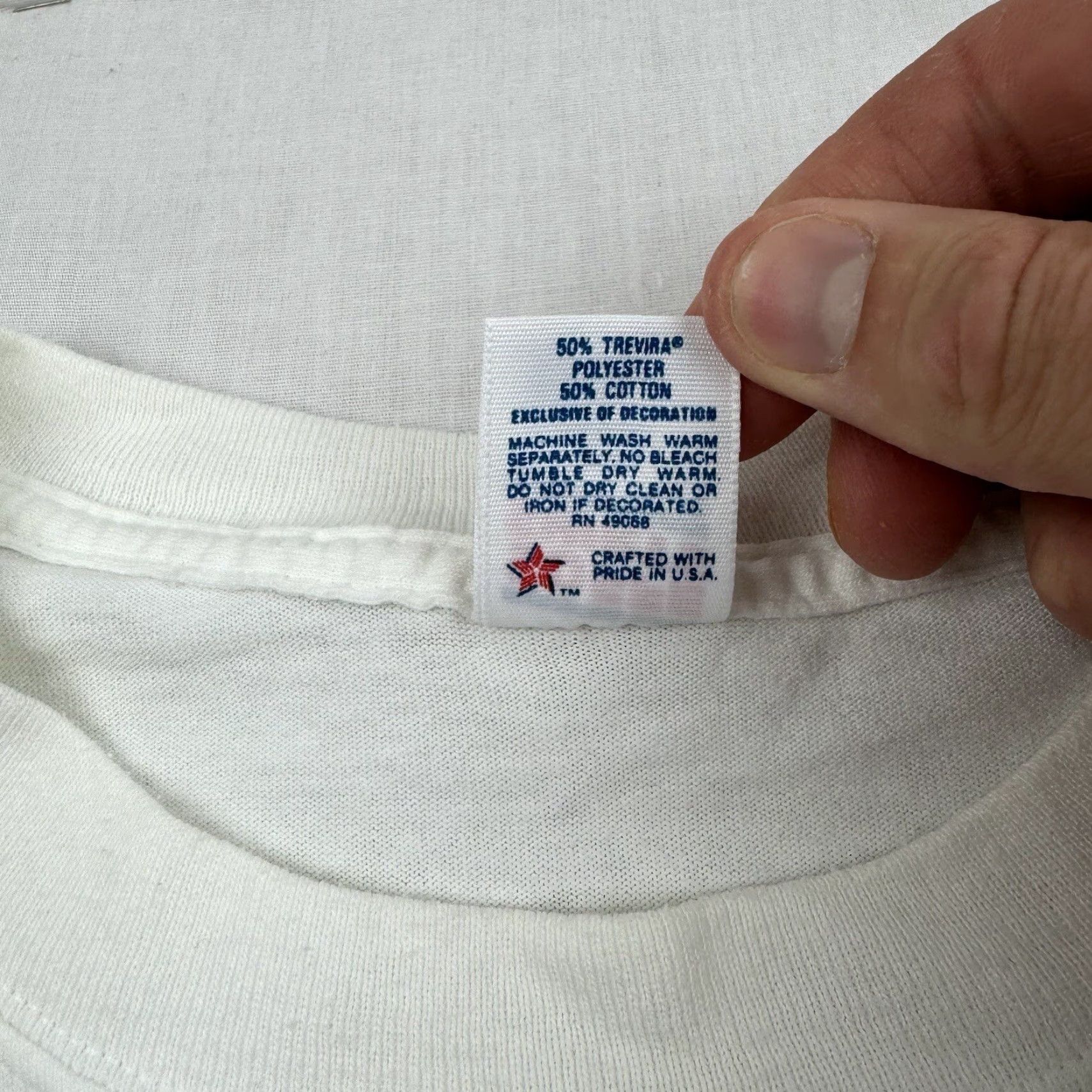 Soffe VINTAGE Soffe Baseball Shirt Men L White 90s Sports One World One Game Crew Neck Short Sleeve Size US L / EU 52-54 / 3 - 6 Thumbnail