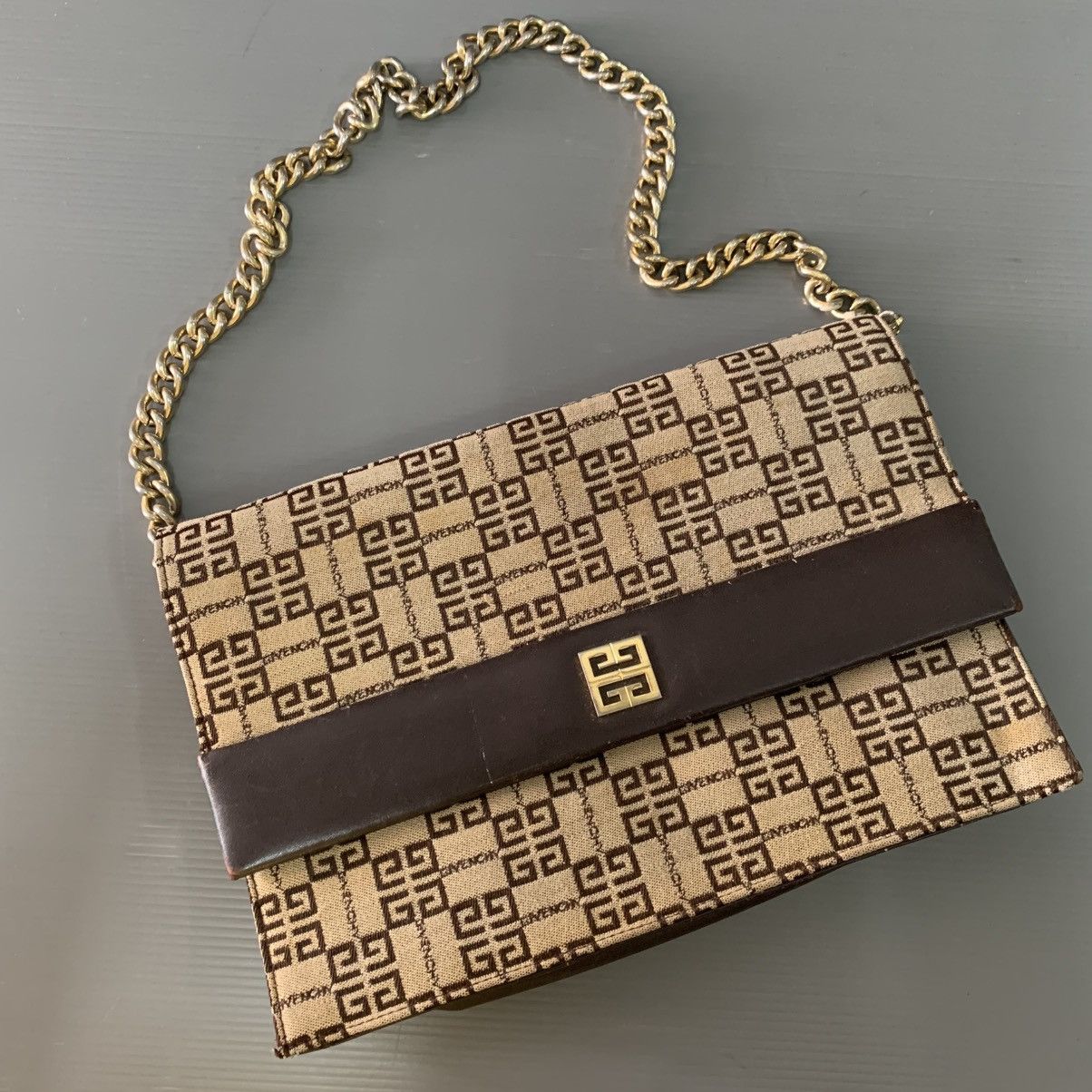 Givenchy Givenchy Vintage Clutch Chain Bag Size ONE SIZE - 2 Thumbnail