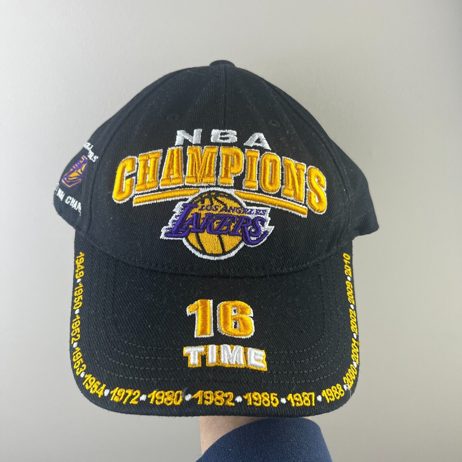 Vintage Adidas NBA Los Angeles Lakers Strap Back Hat 16 time, image size:1600x1600