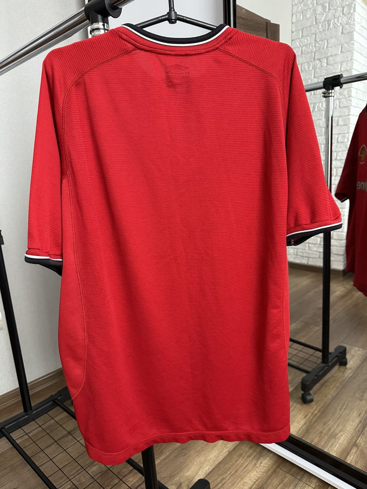 Umbro 2000/2001 Umbro Manchester United Vintage Soccer Jersey Tee Size US XL / EU 56 / 4 - 4 Thumbnail