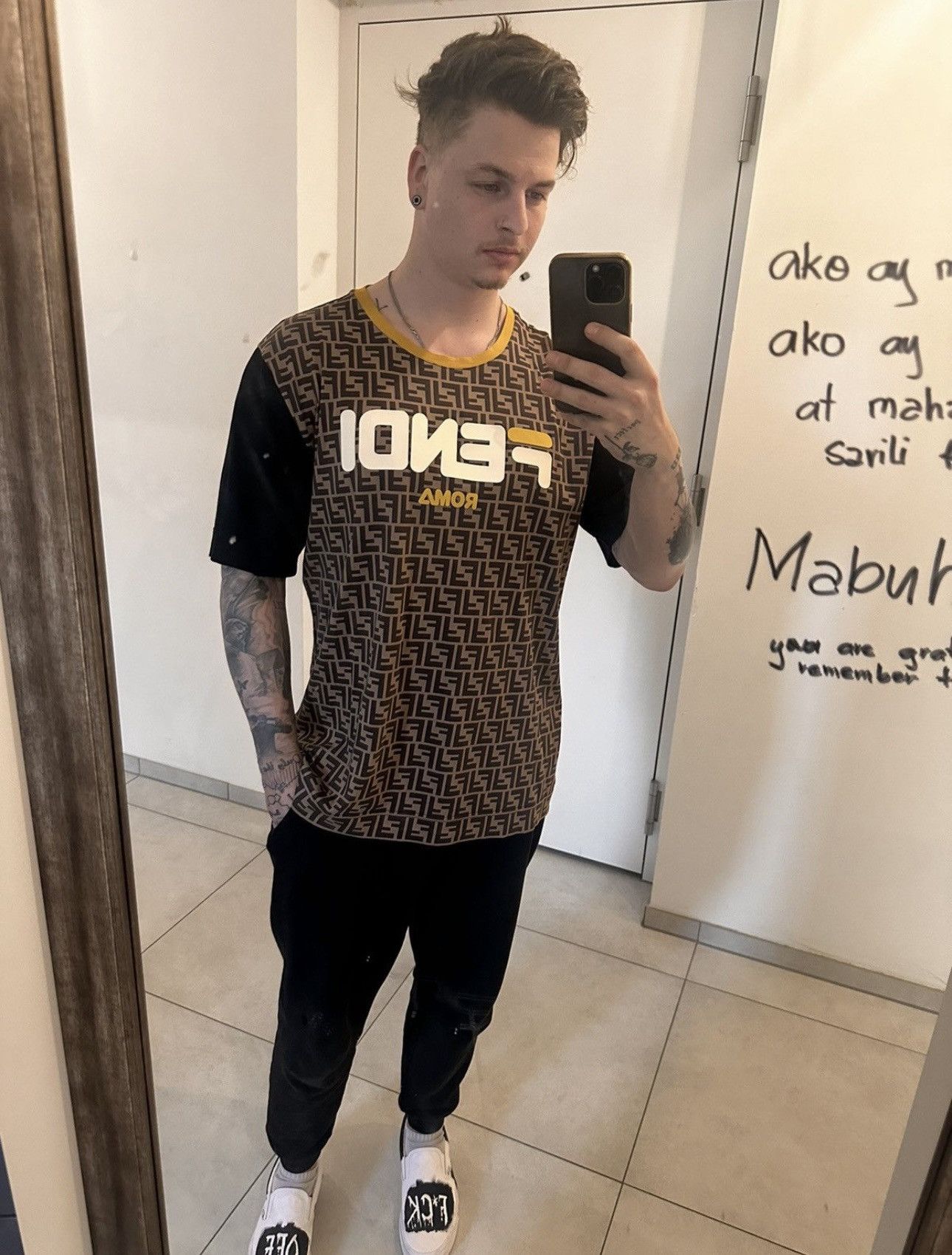 Fendi Fendi Roma t shirt Size US XL / EU 56 / 4 - 7 Thumbnail