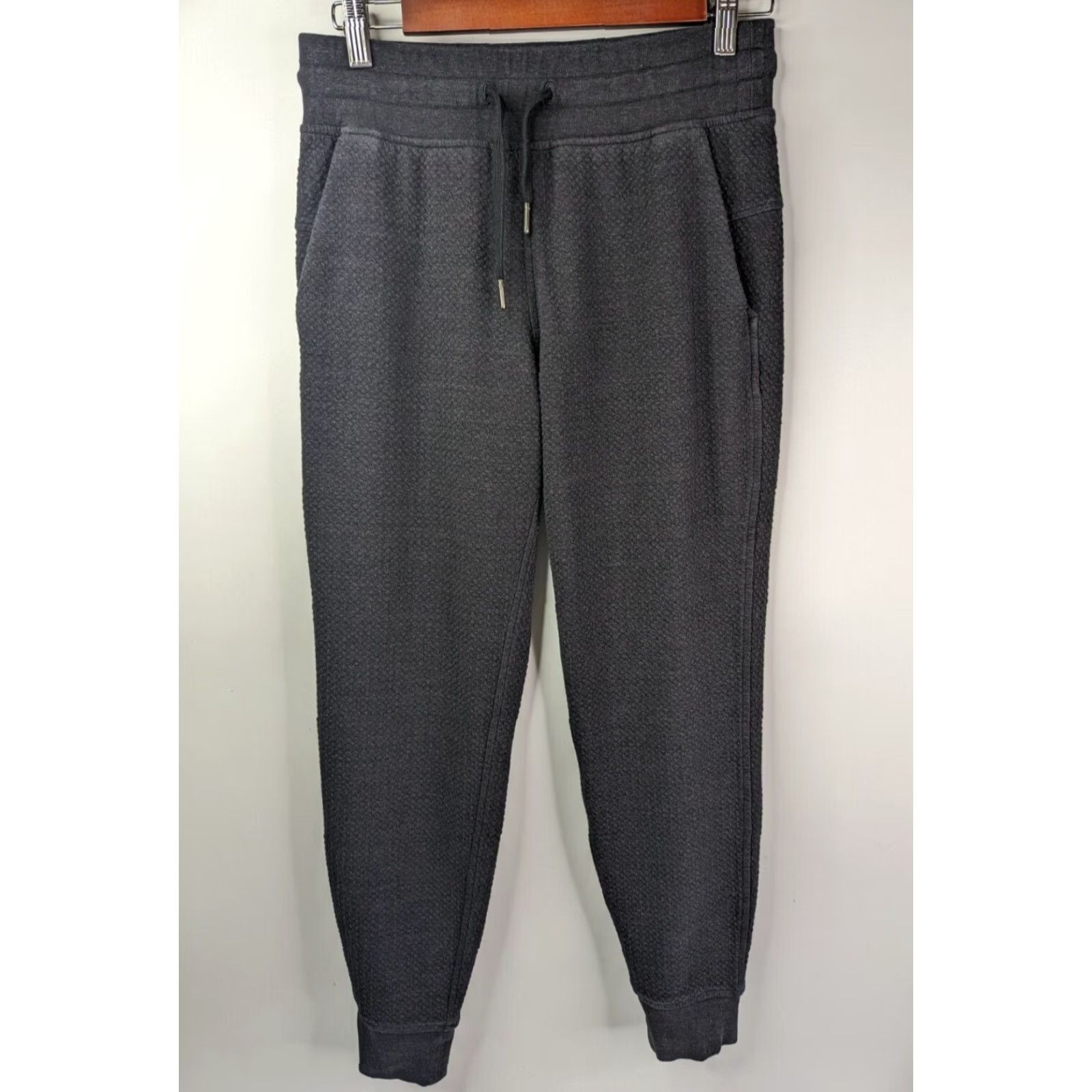 Lululemon Lululemon Jogger Pants Womens 6 Black Heathered Core Warm Down W5BTZS (Tapered, Yoga, Activewear) Size 28" / US 6 / IT 42 - 2 Thumbnail