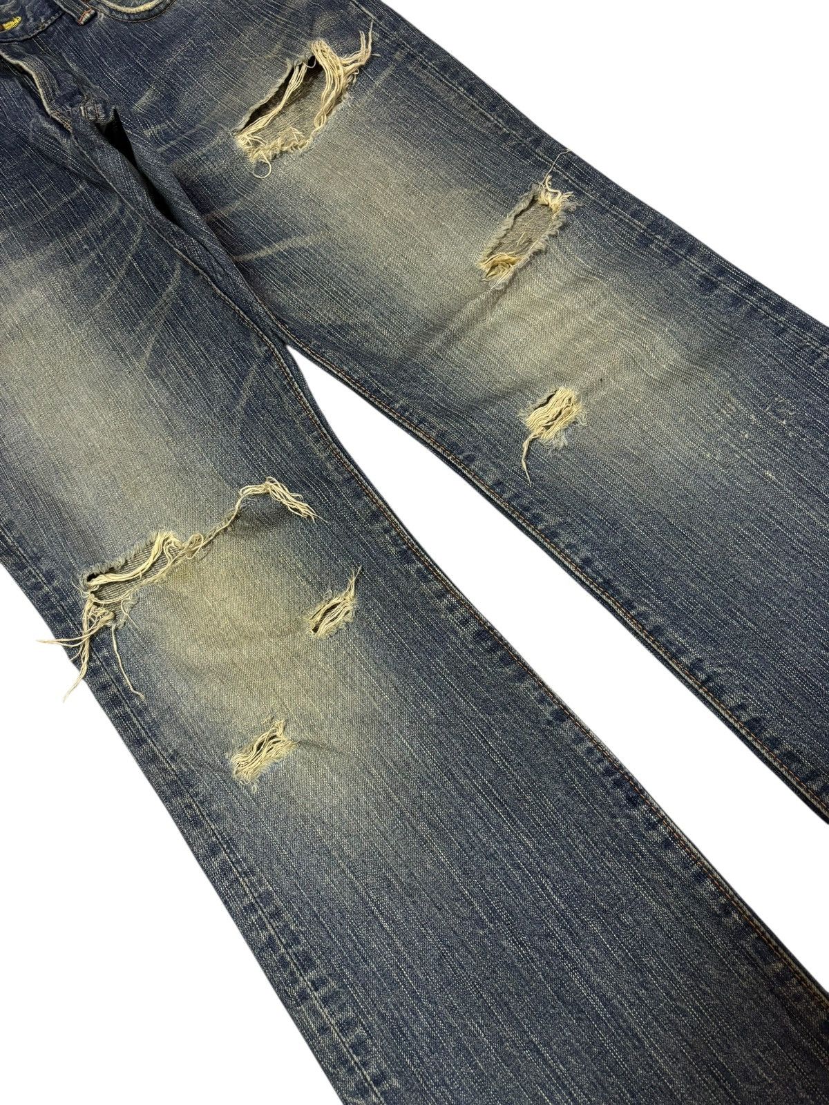 Edwin Vtg Edwin Japan 511 Grunge Distressed Jeans Size US 32 / EU 48 - 4 Thumbnail
