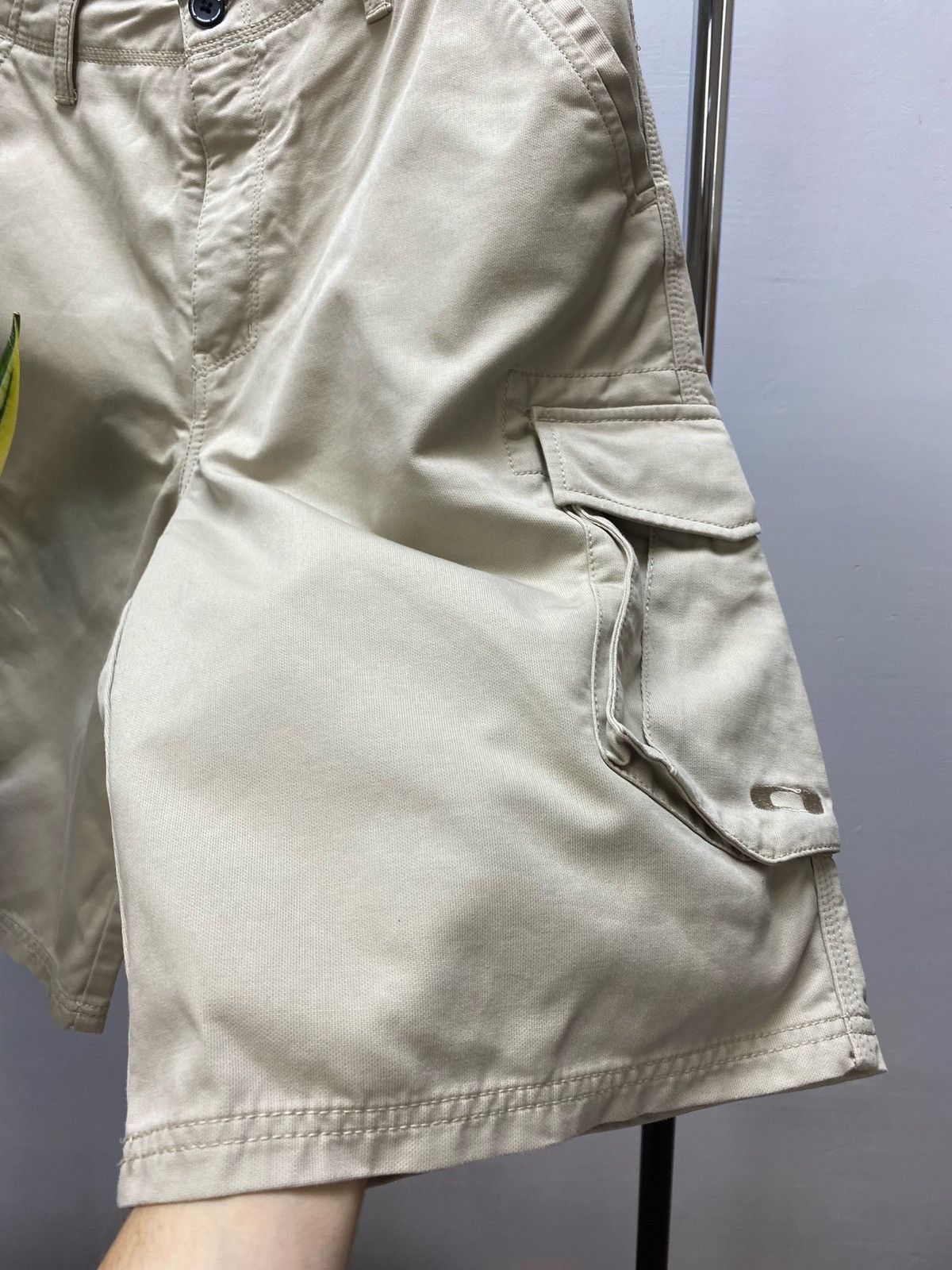Oakley × Vintage Vintage Oakley Tactical Cargo Shorts Size US 34 / EU 50 - 9 Thumbnail