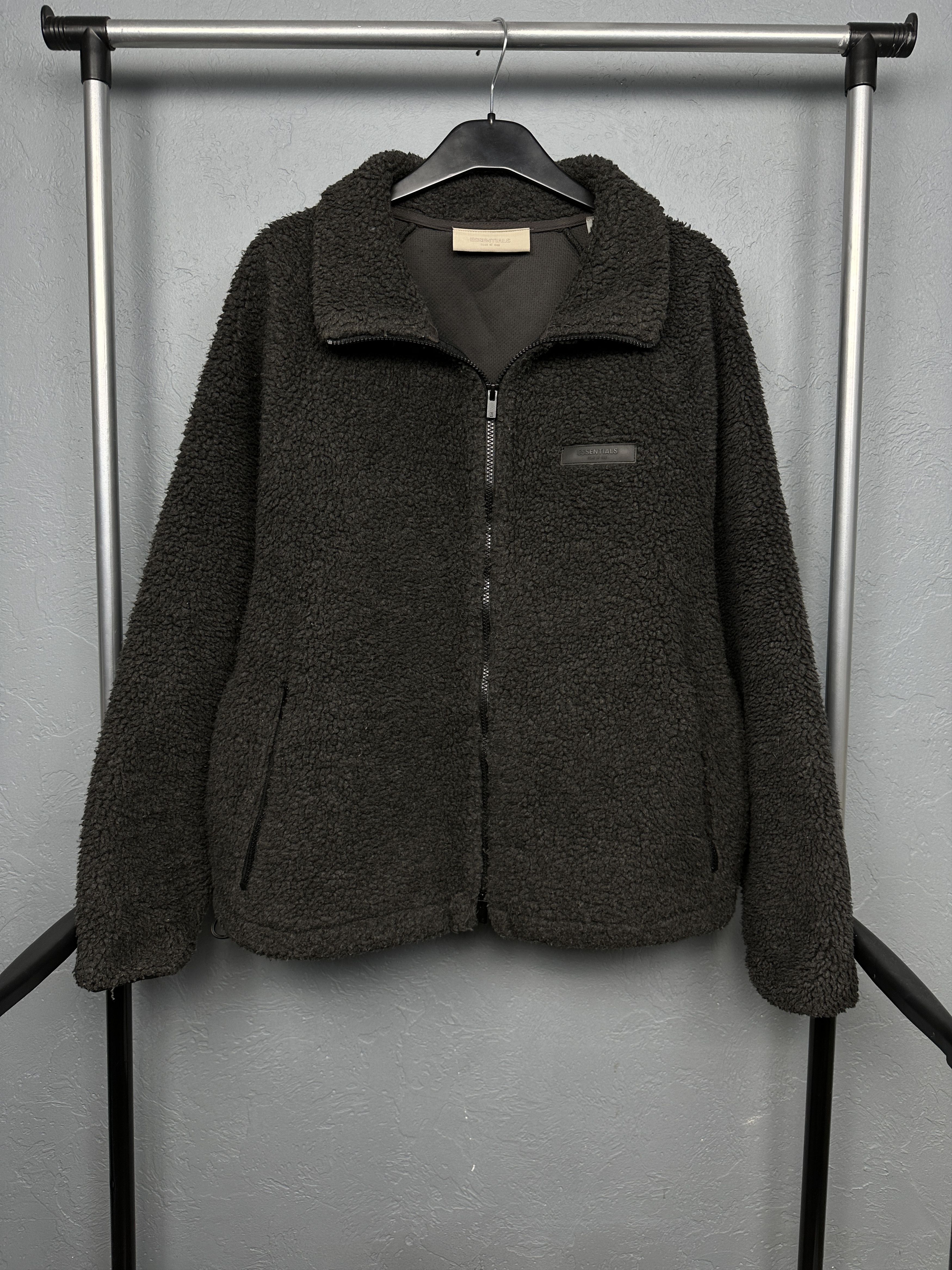 Essentials Essentials Fear Of God Mens Sherpa Teddy Fleece Jacket Size US S / EU 44-46 / 1 - 1 Thumbnail