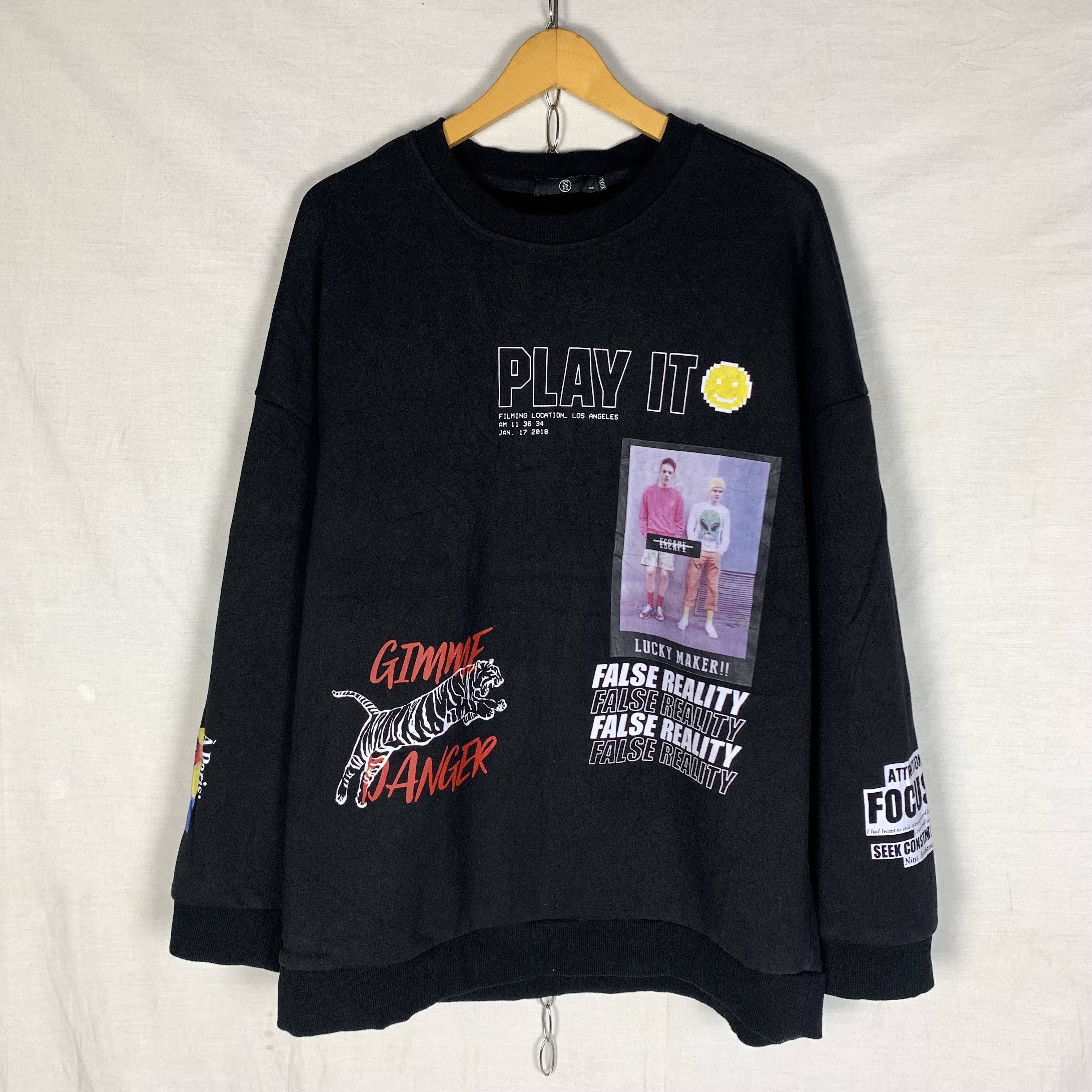 Japanese Brand Japanese Brand Art Graphic Sweatshirt Crewneck Size US L / EU 52-54 / 3 - 4 Thumbnail