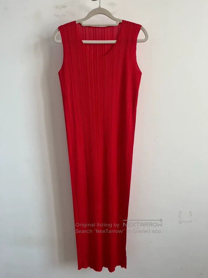 Issey Miyake Issey Miyake Red Dress Size M / US 6-8 / IT 42-44 - 1 Thumbnail