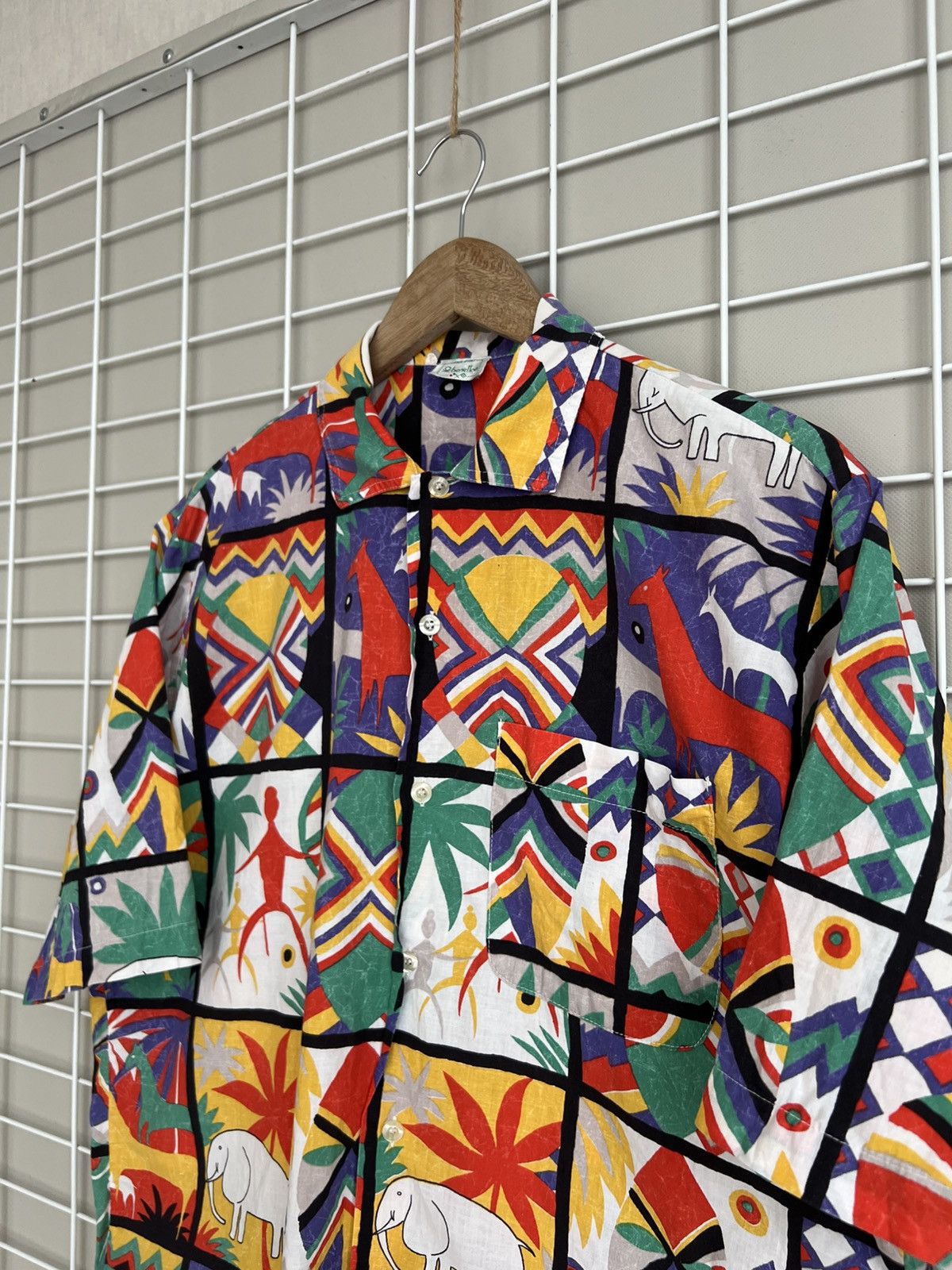 United Colors Of Benetton United Colors of Benetton Hawaiian Button Shirt Men Size M/L Size US M / EU 48-50 / 2 - 4 Thumbnail