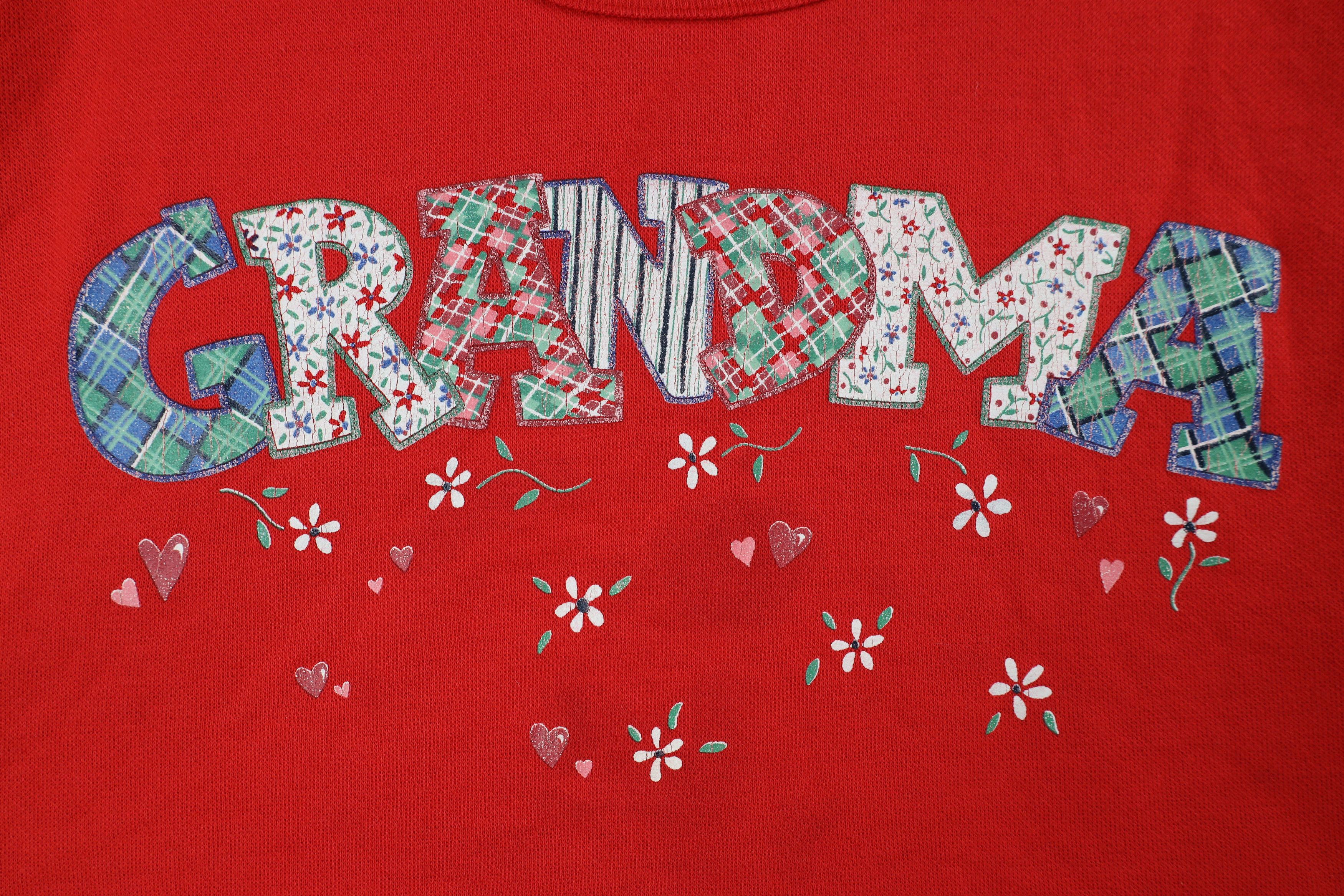Vintage Vintage 90s Streetwear Grandma Flower Heart Sweatshirt USA Size L / US 10 / IT 46 - 4 Thumbnail