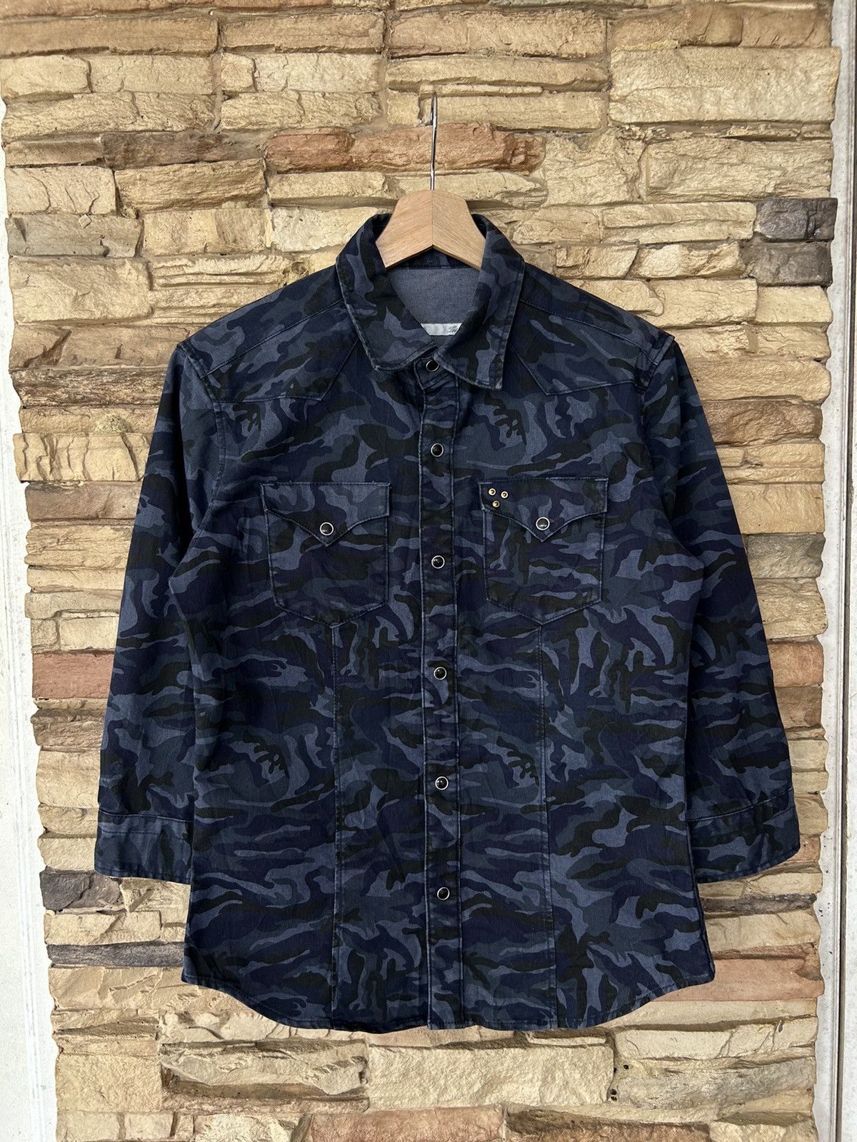 Tete Homme Rare Vintage Tete Homme Camo Double Pocket Button Ups Shirt Size US S / EU 44-46 / 1 - 1 Thumbnail