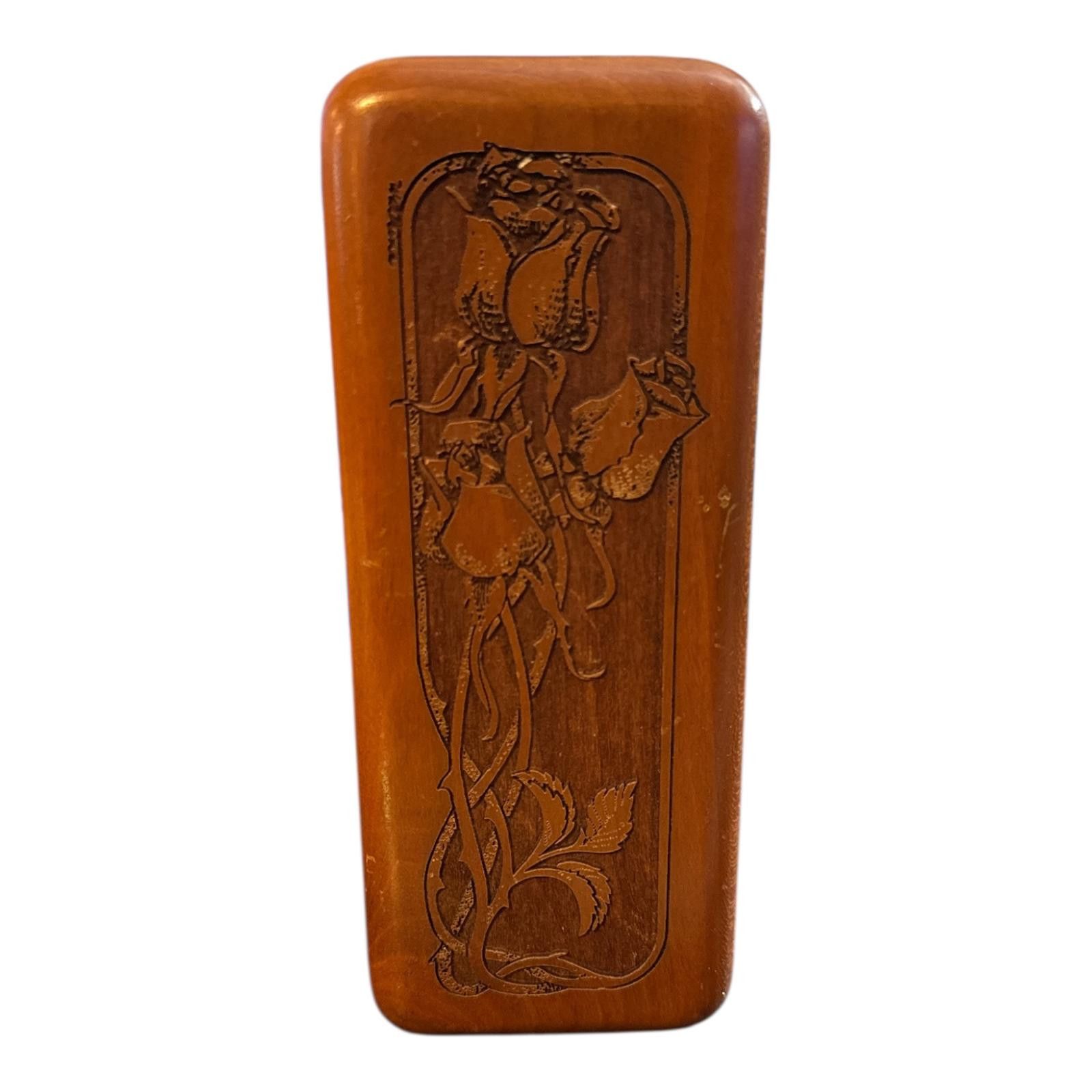 The Unbranded Brand Vintage Wood Jewelry Music Box Floral Carved Velvet Interior Size ONE SIZE - 1 Thumbnail