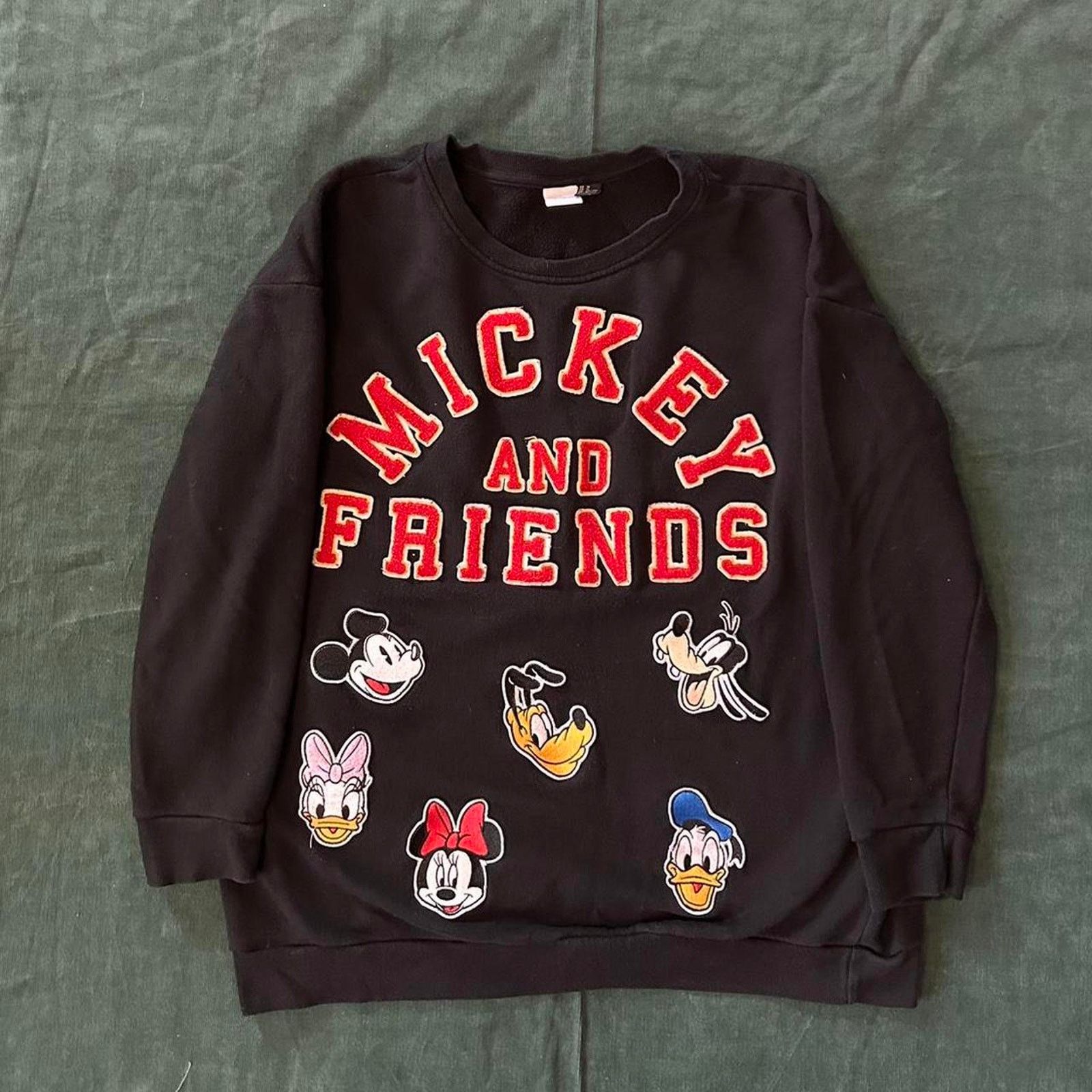 Disney Disney embroided sweatshirt Size XXL / US 16-18 / IT 52-54 - 1 Thumbnail