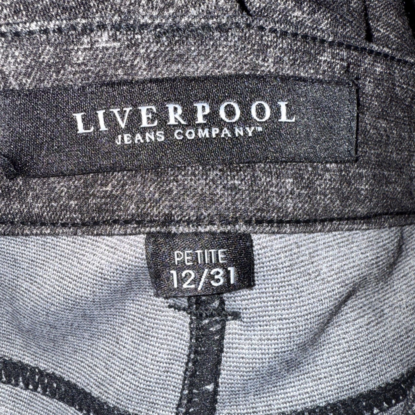 Vintage Liverpool Dress Pants Charcoal Black Heathered Tapered 25 Inseam 12P Petite Women’s Workwear Pants Size 34" / US 12 / IT 48 - 3 Thumbnail