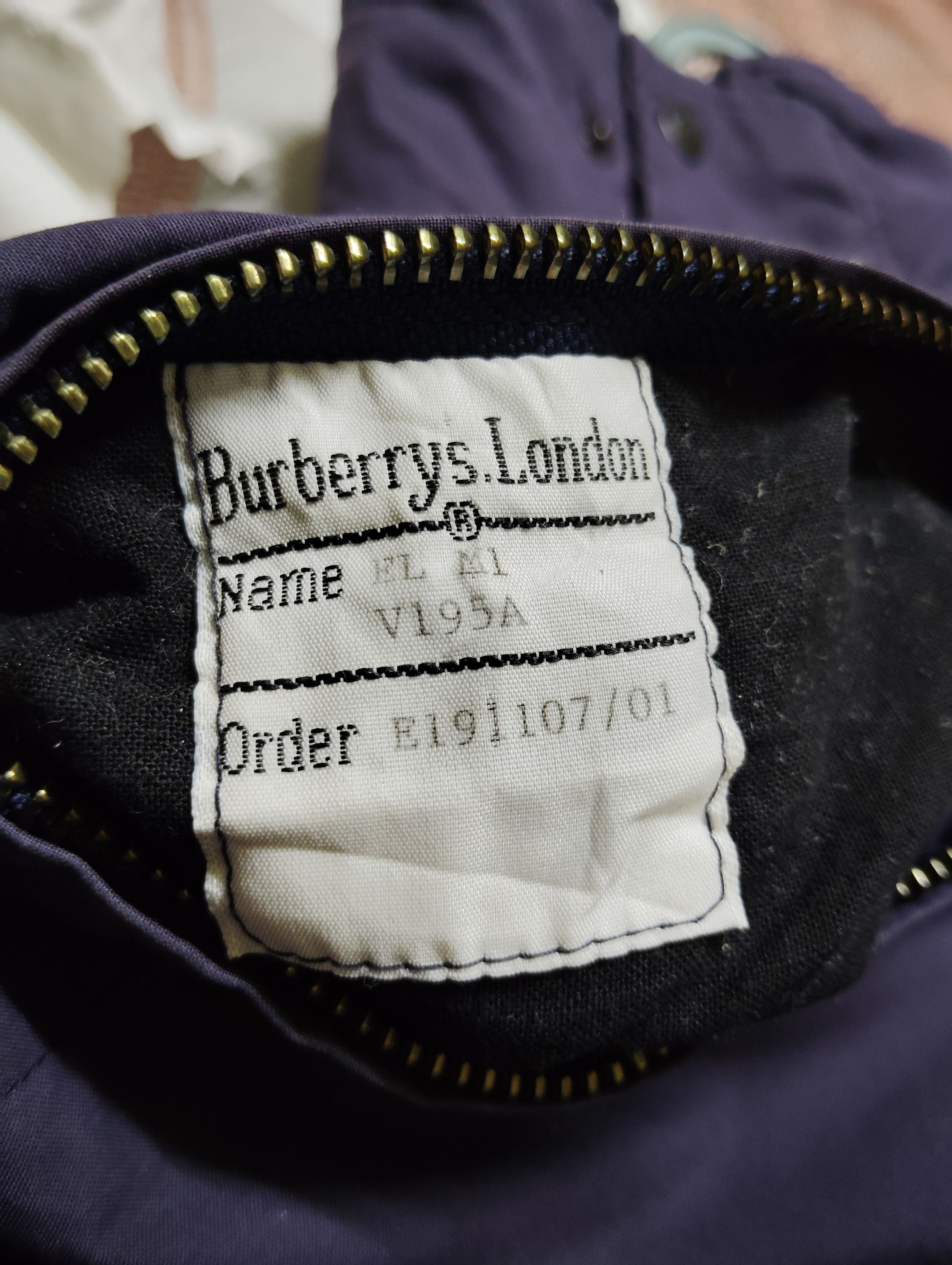 Burberry VINTAGE BURBERRY LONDON JACKET Size US L / EU 52-54 / 3 - 6 Thumbnail