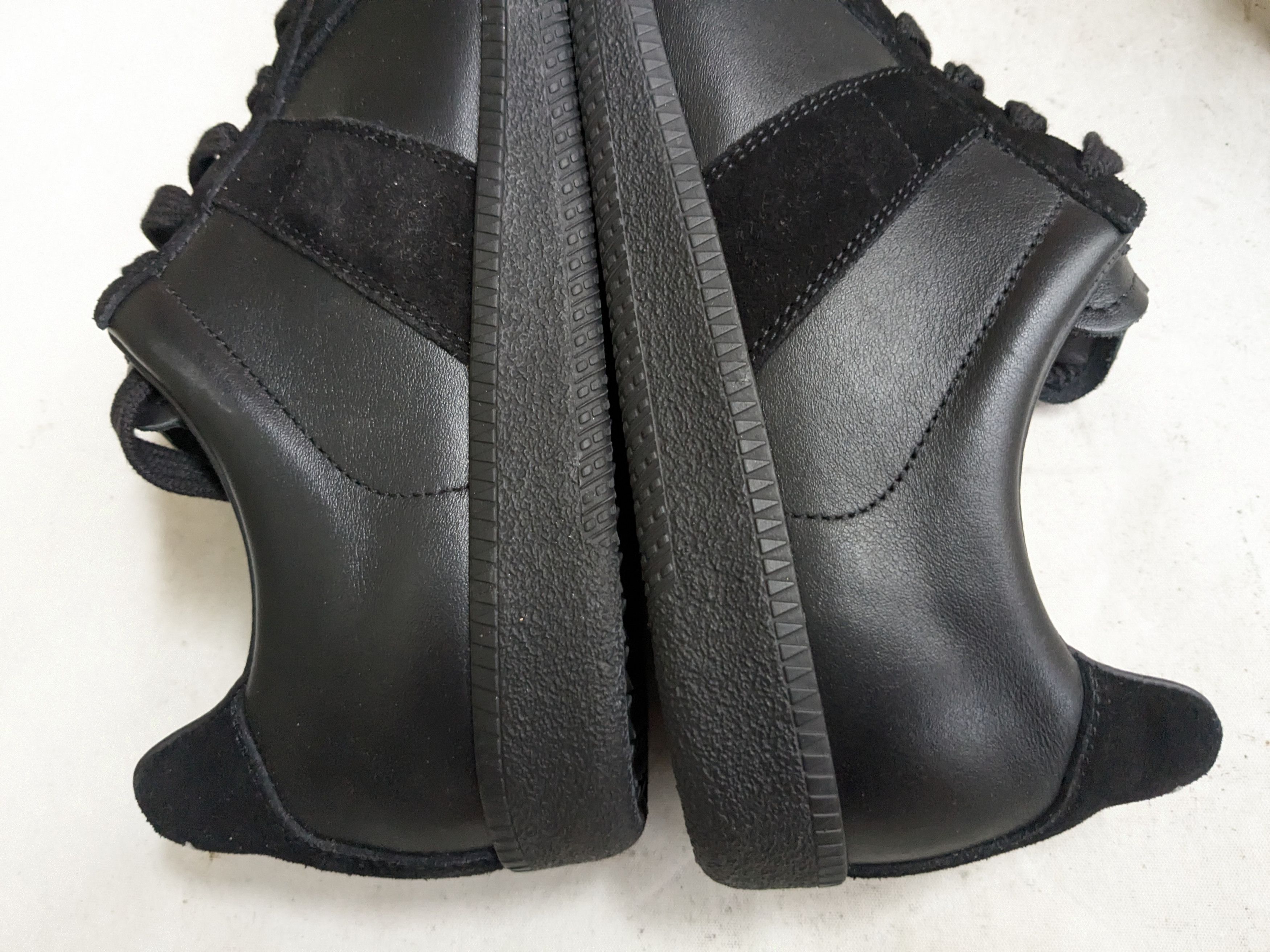 Maison Margiela Maison Margiela GAT Replica Black 8 41 Low Tops Size US 8 / EU 41 - 11 Thumbnail