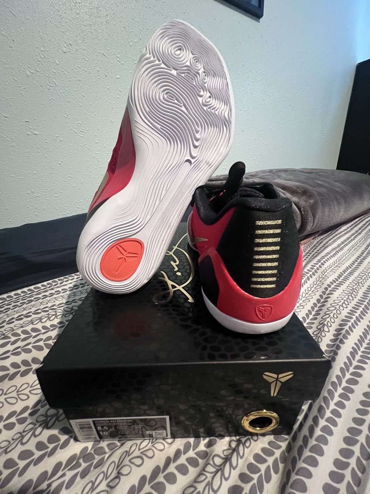 Nike Kobe 9 EM Protro Size US 8.5 / EU 41-42 - 4 Thumbnail