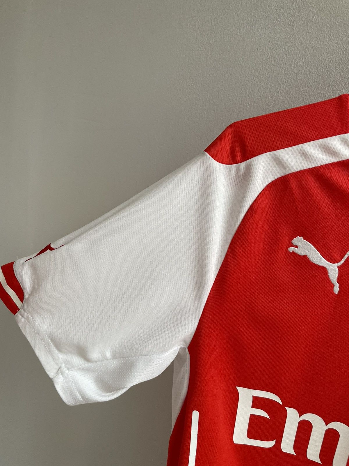Puma Arsenal 2014 2015 Home Football Shirt Soccer Jersey Puma Size US S / EU 44-46 / 1 - 3 Thumbnail